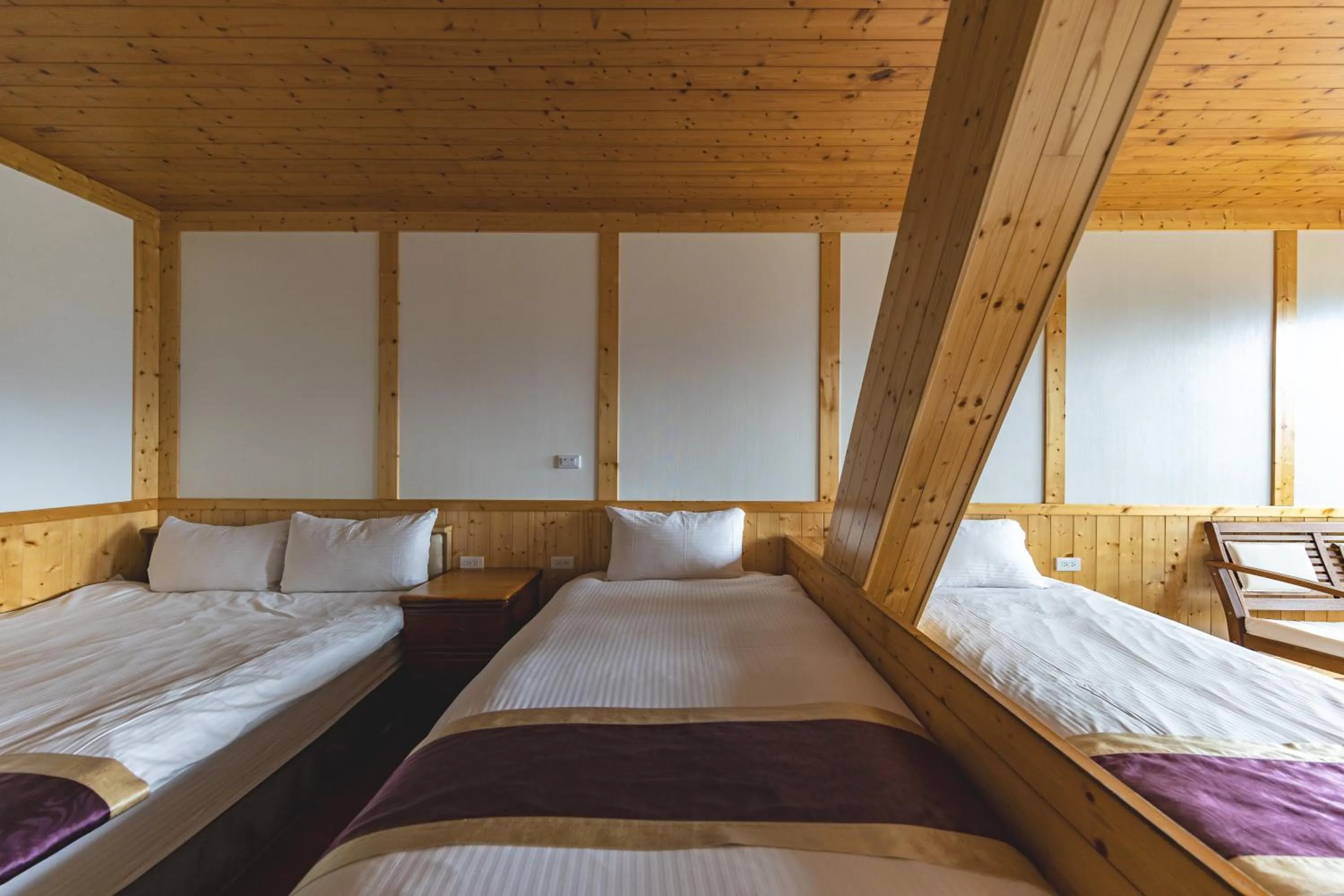 Decorative detail, Bed in Julie's Garden, Cingjing - Fon Chin Homestay