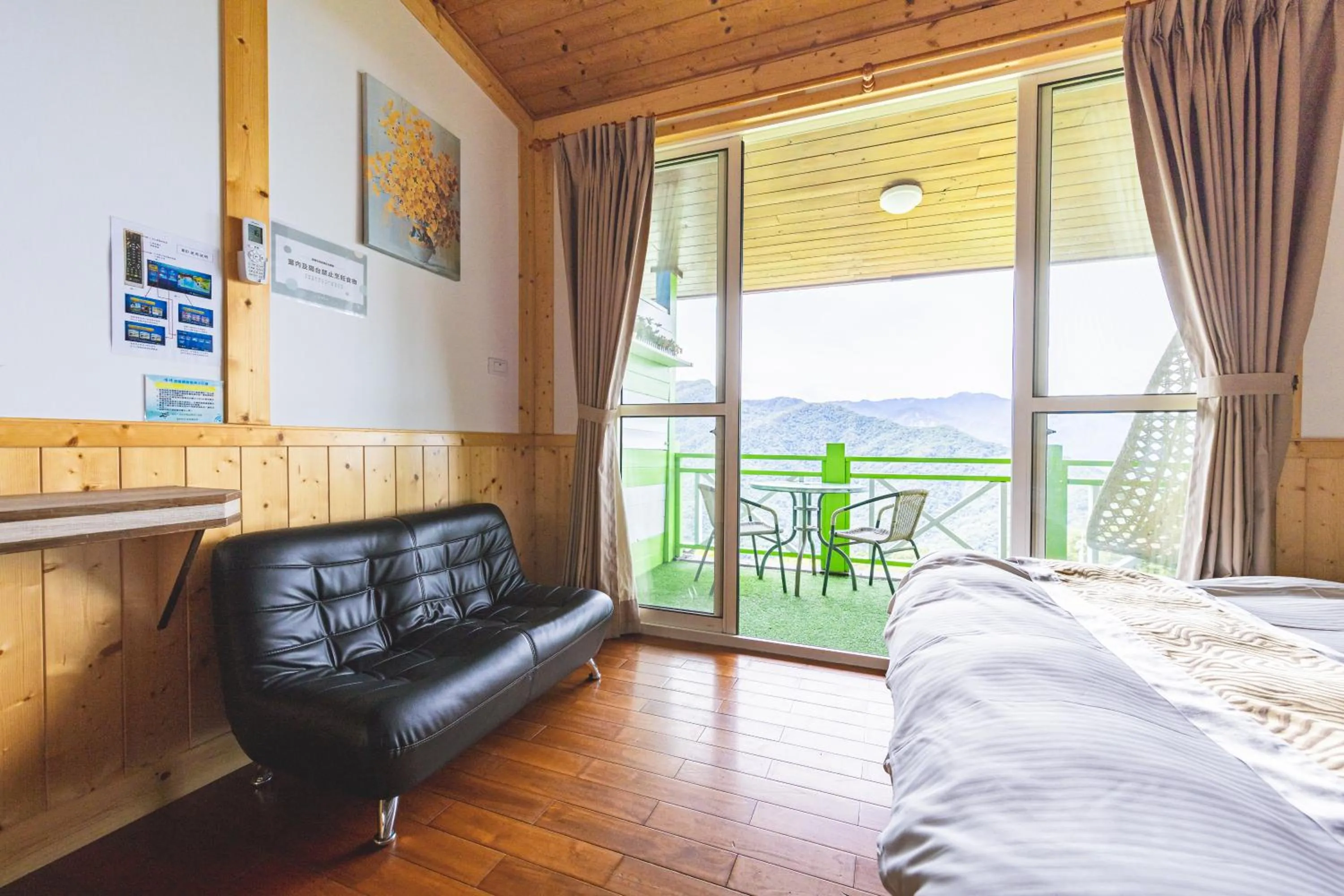 Balcony/Terrace, Bed in Julie's Garden, Cingjing - Fon Chin Homestay