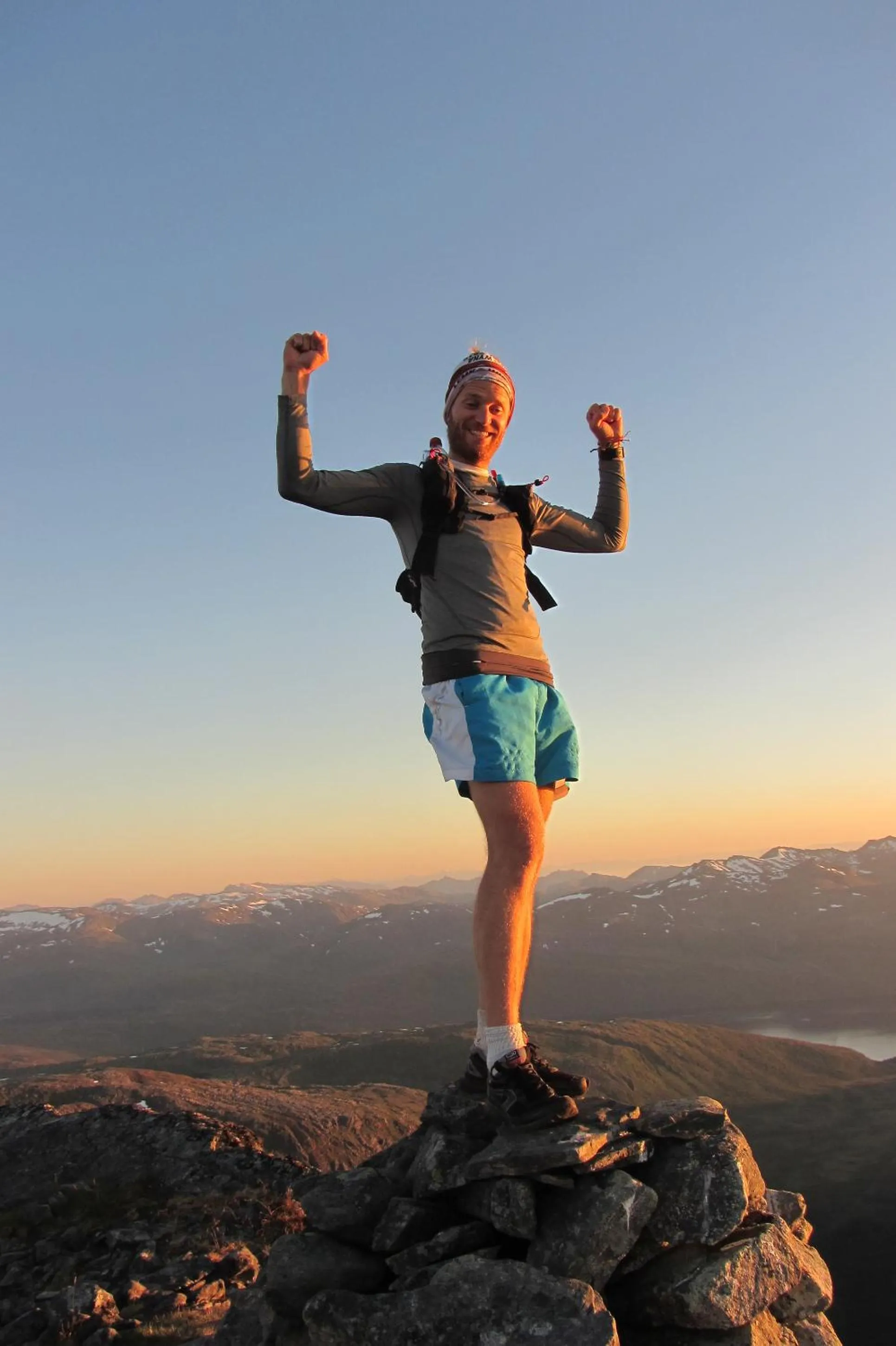 Hiking in Mefjord Brygge