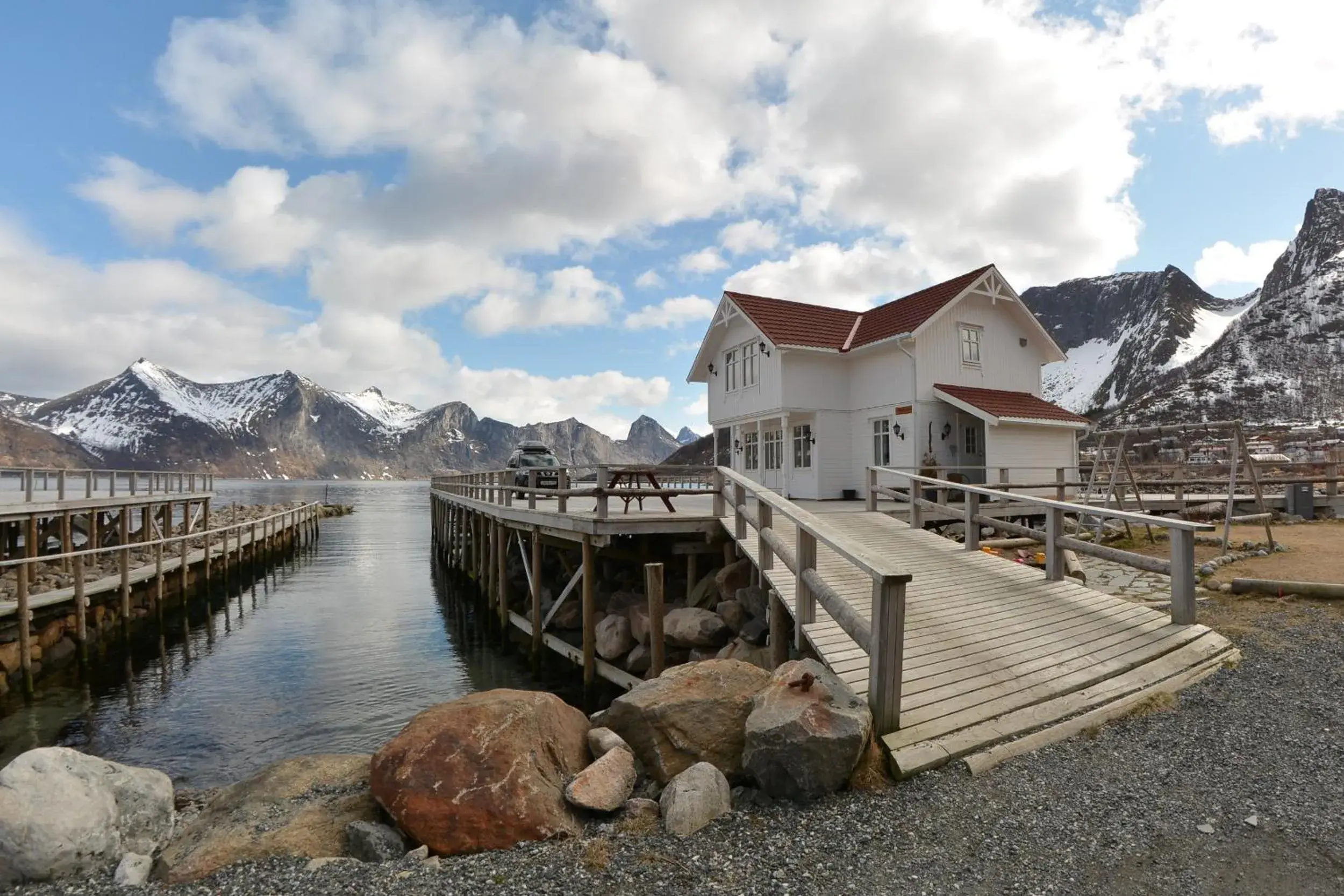 Three-Bedroom Apartment in Mefjord Brygge Three-Bedroom Apartment in Mefjord Brygge