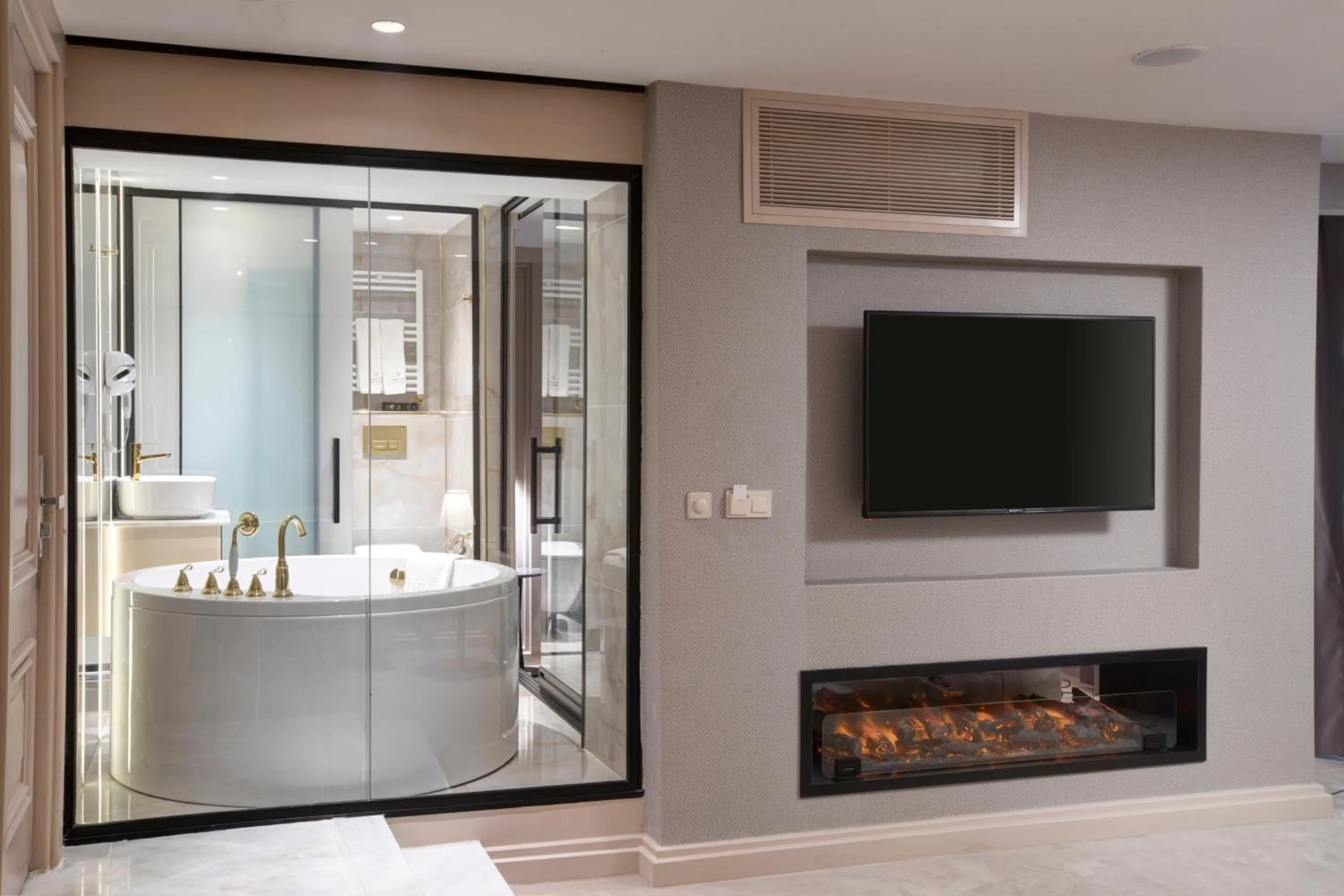 Bathroom in Walton Gardens Pera