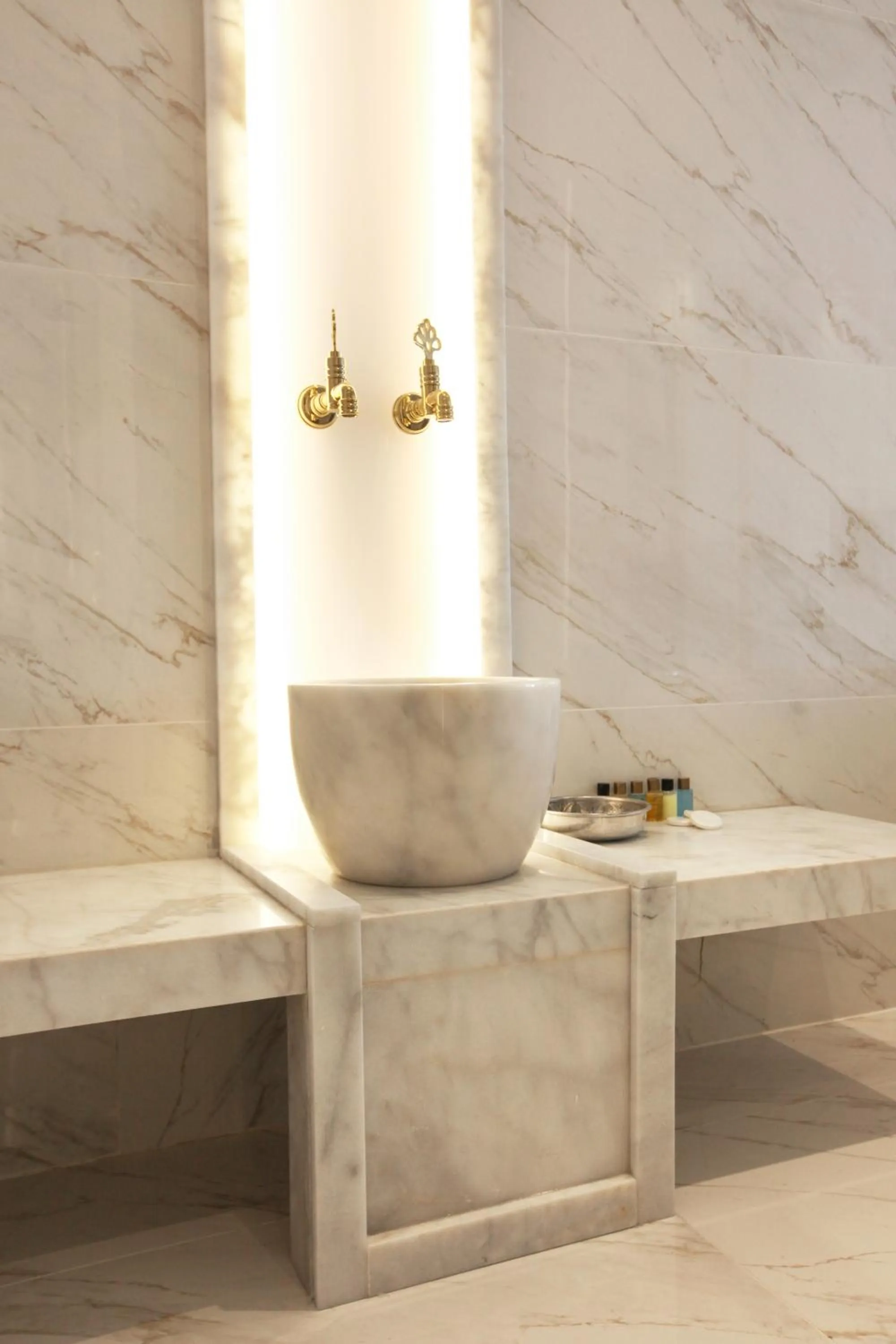 Bathroom in Walton Gardens Pera