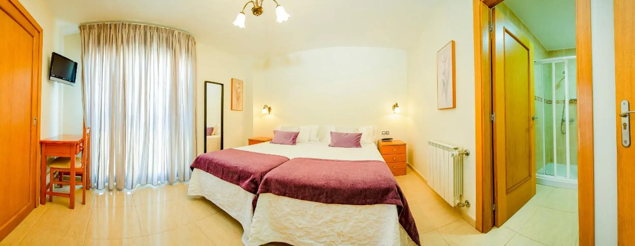 Twin Room in Hotel Arce Twin Room in Hotel Arce