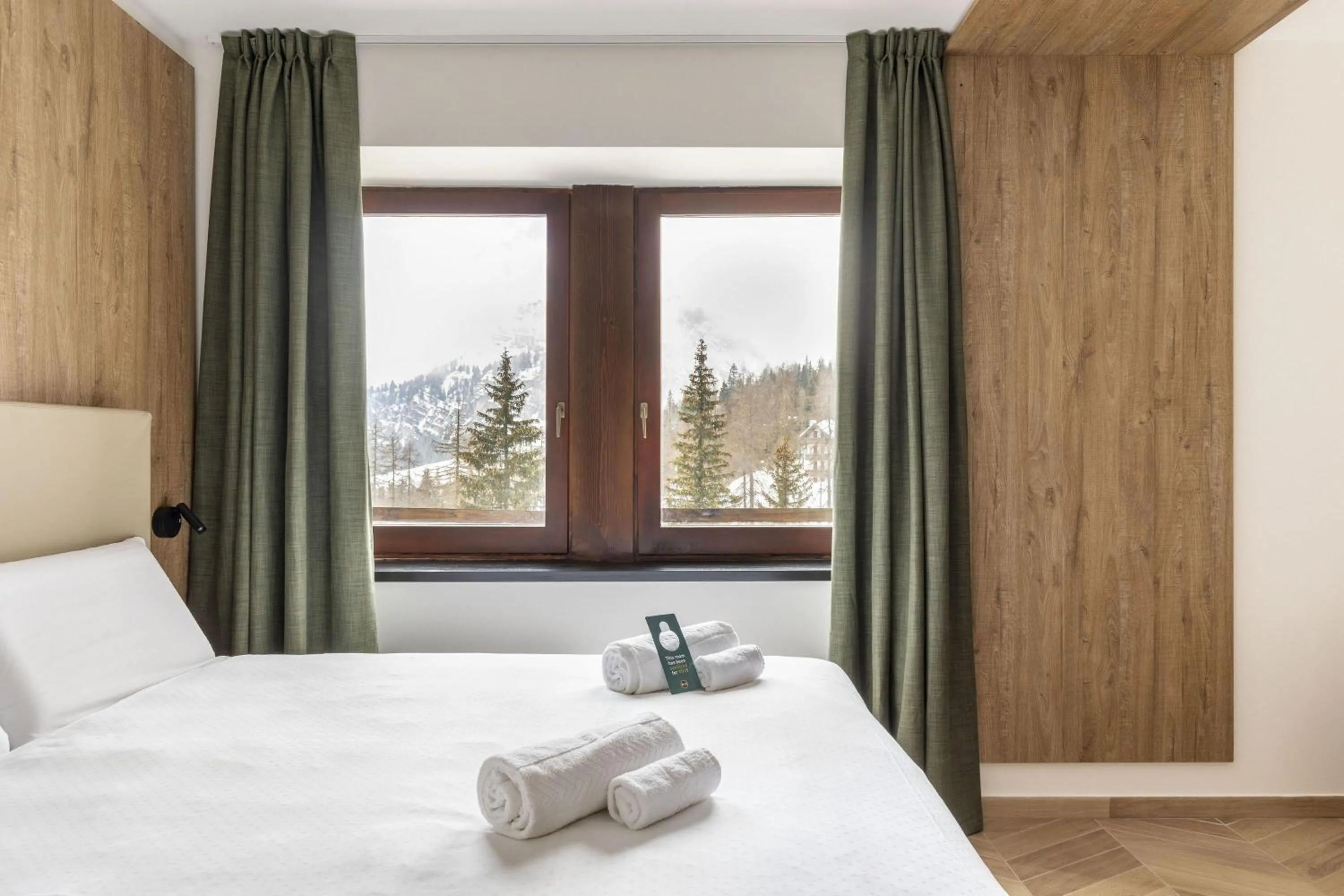 Photo of the whole room, Bed in B&B Hotel Passo Tre Croci Cortina