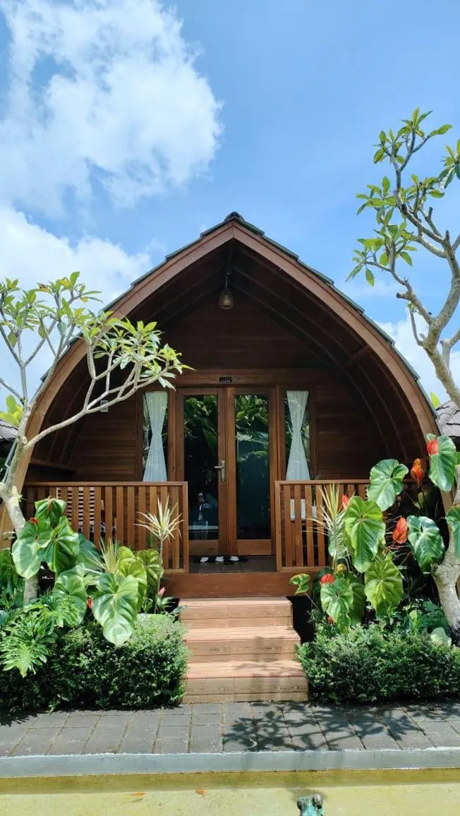 Umah lumbung bedugul