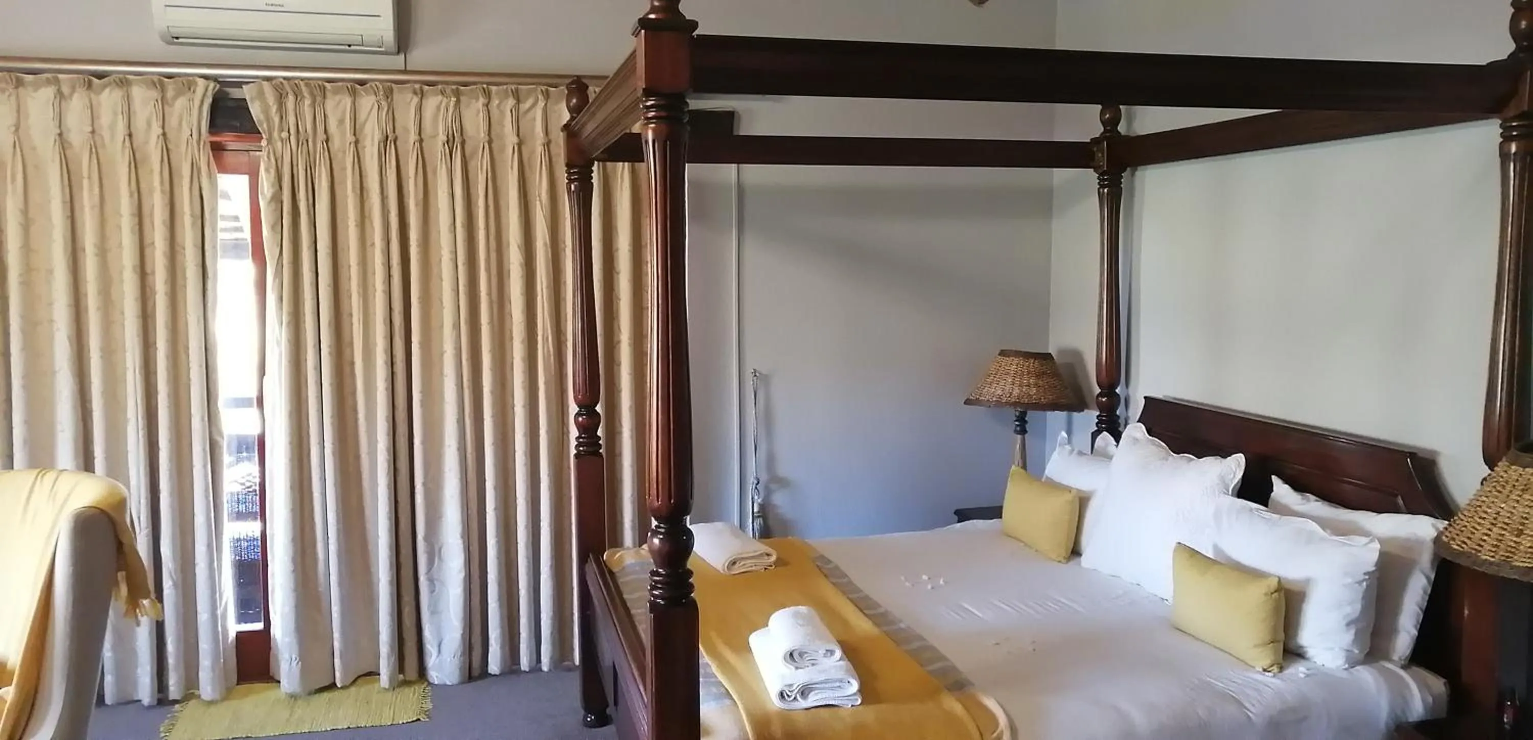 Bedroom in Glen Afric Country Lodge