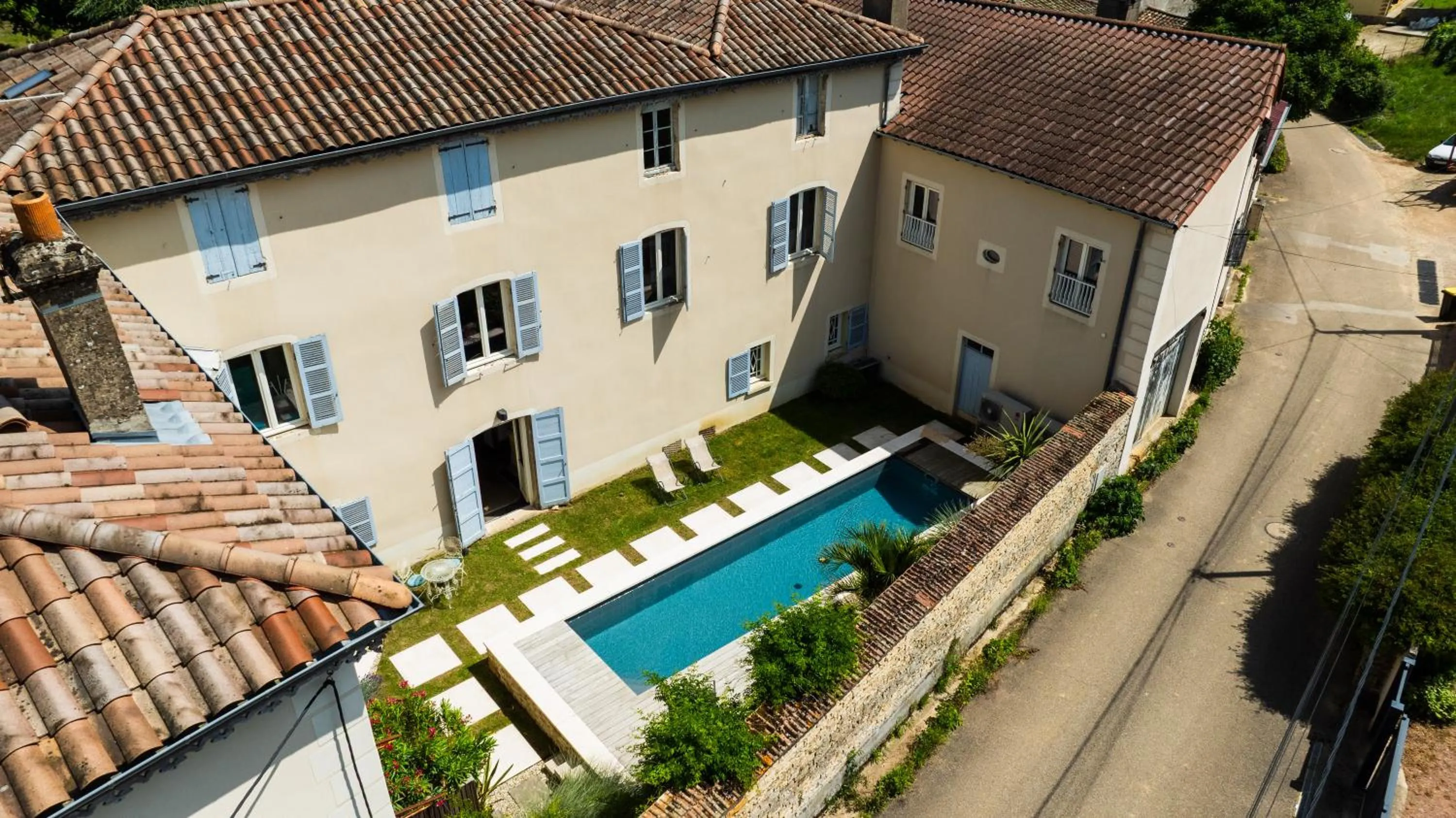 Pool view in Clos Ceres