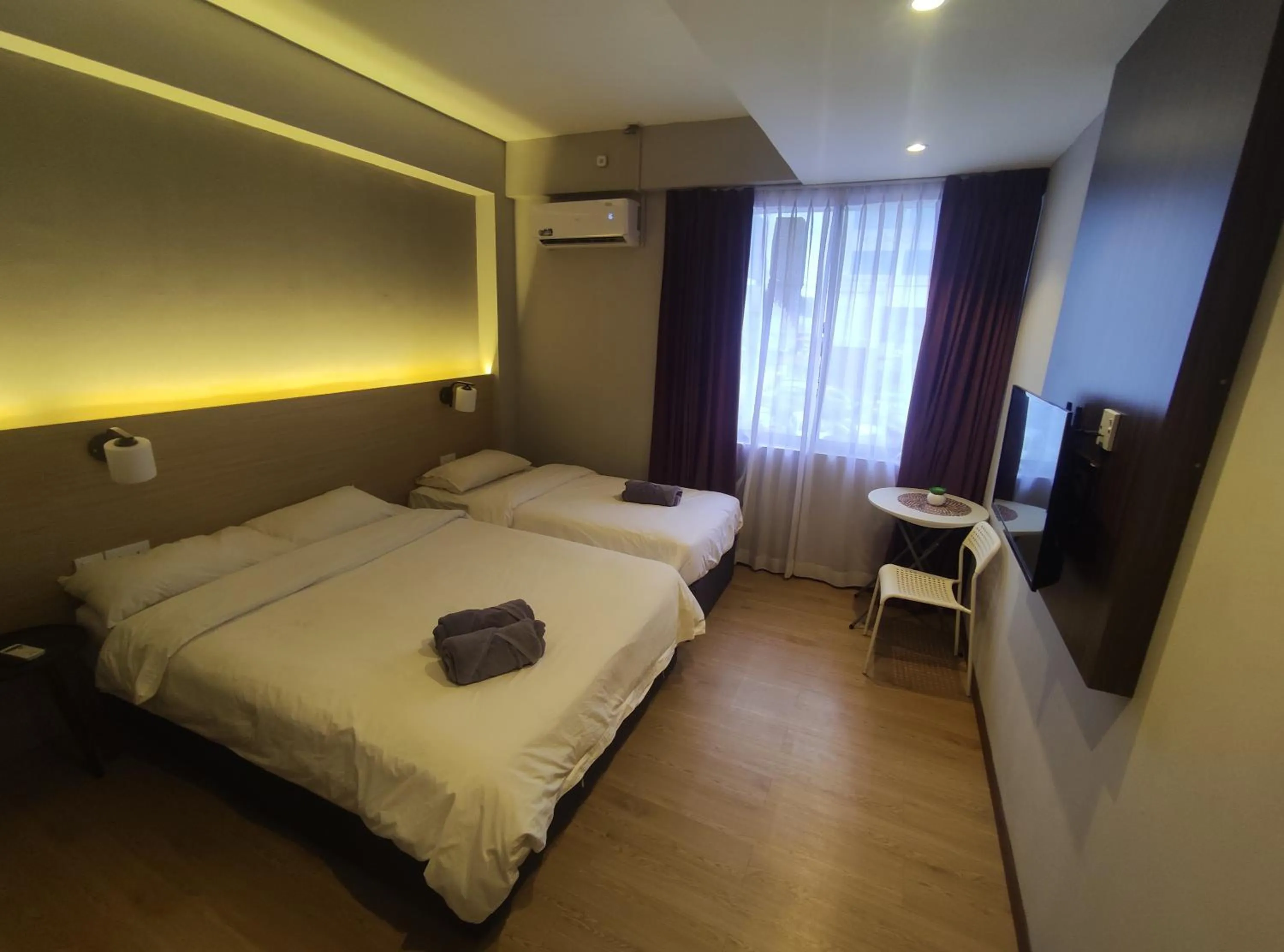 EZ Suites