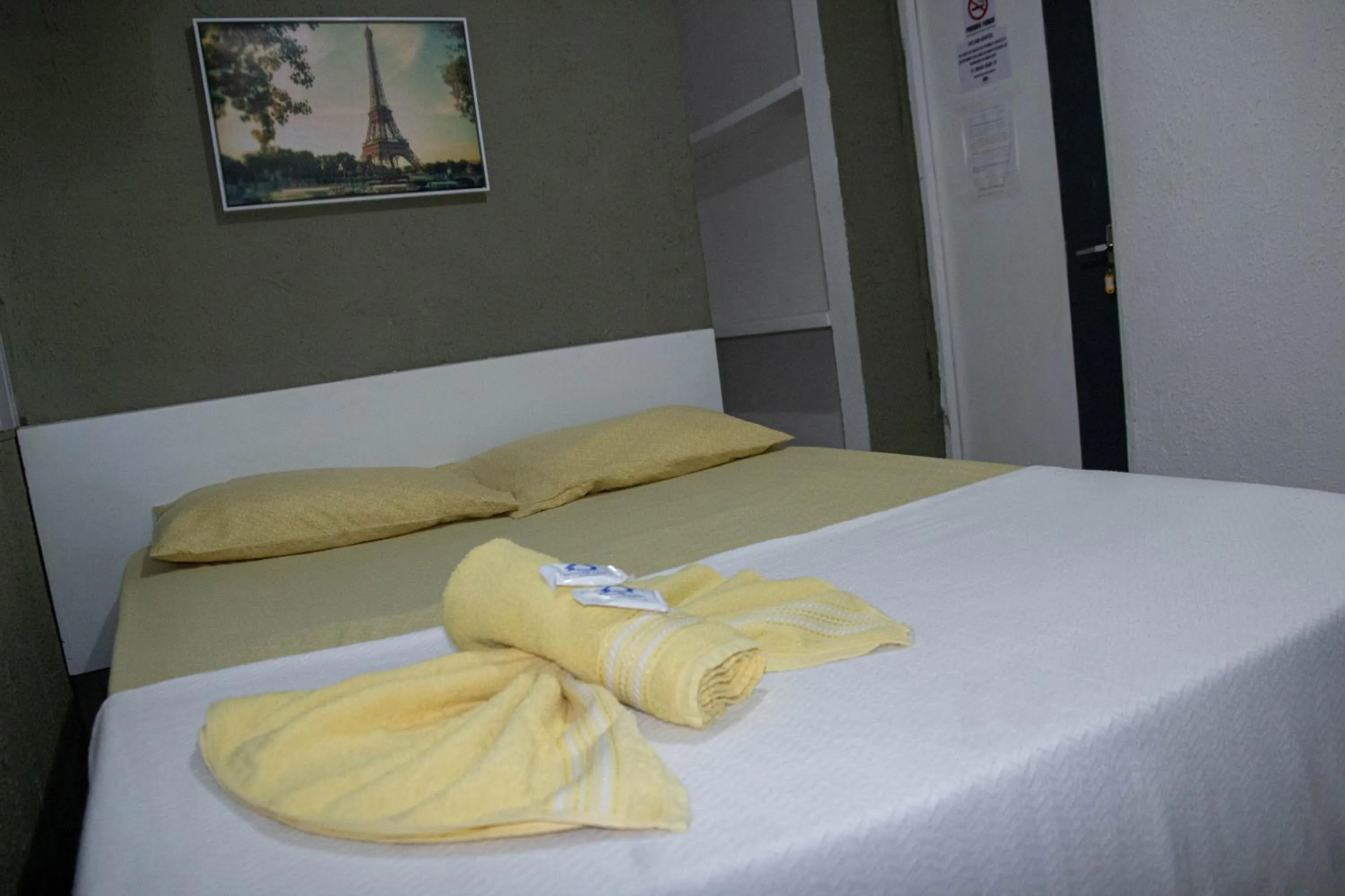 Bed in Casa Aeroporto Pousada