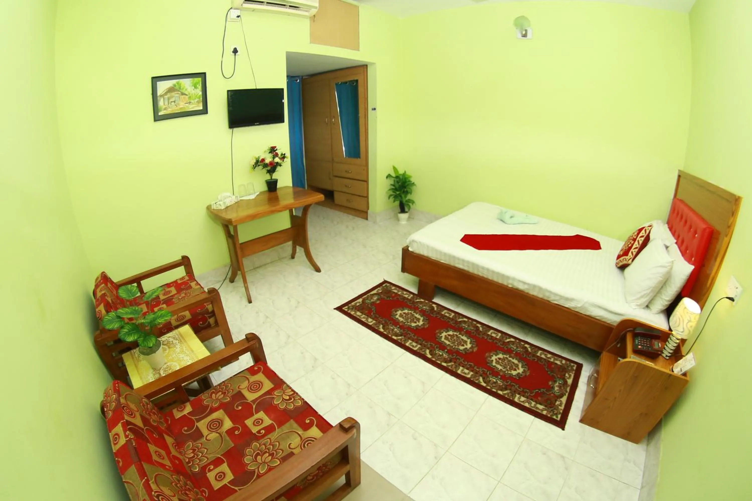 Photo of the whole room, Bed in Hotel Farmis Garden
