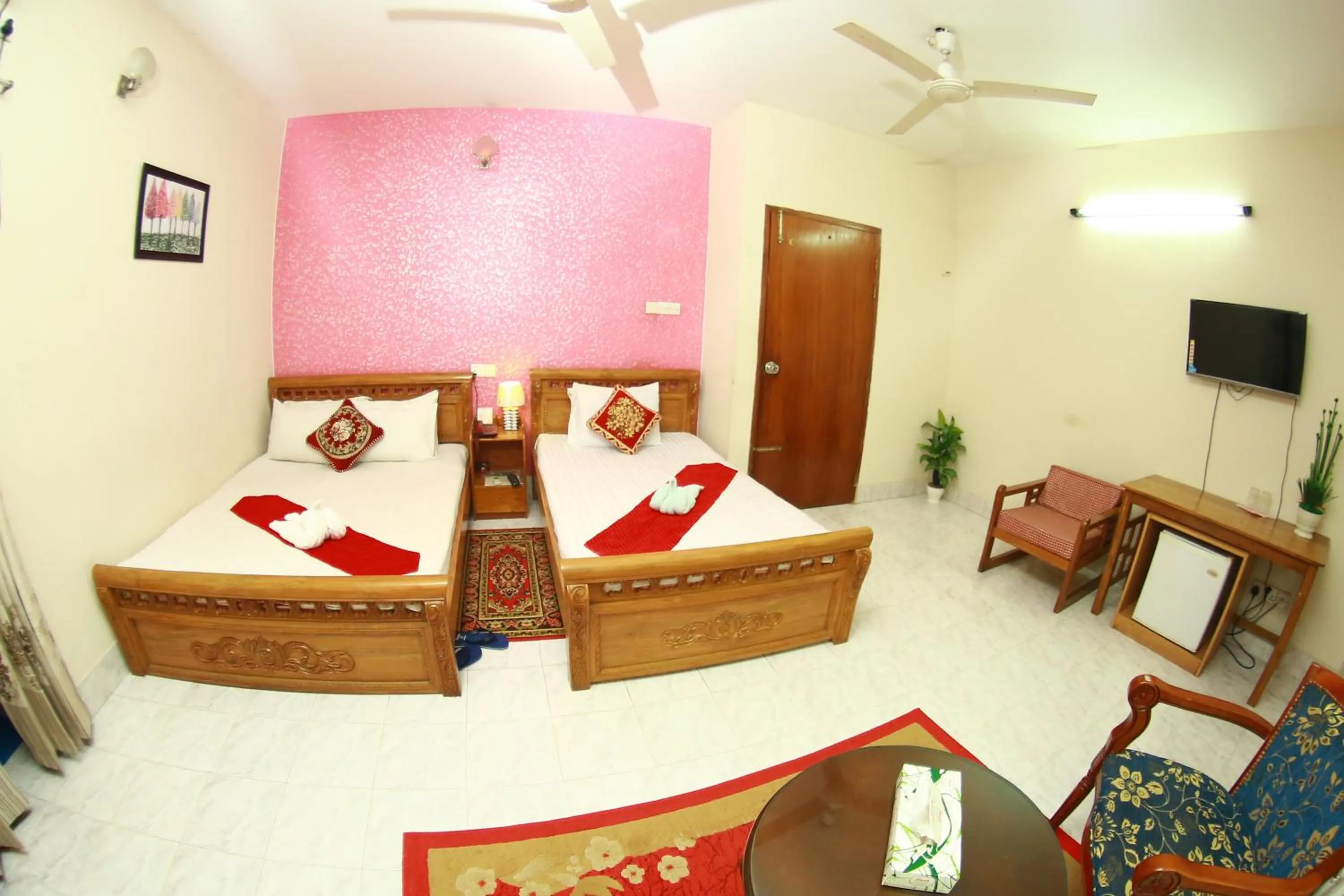 Bed in Hotel Farmis Garden