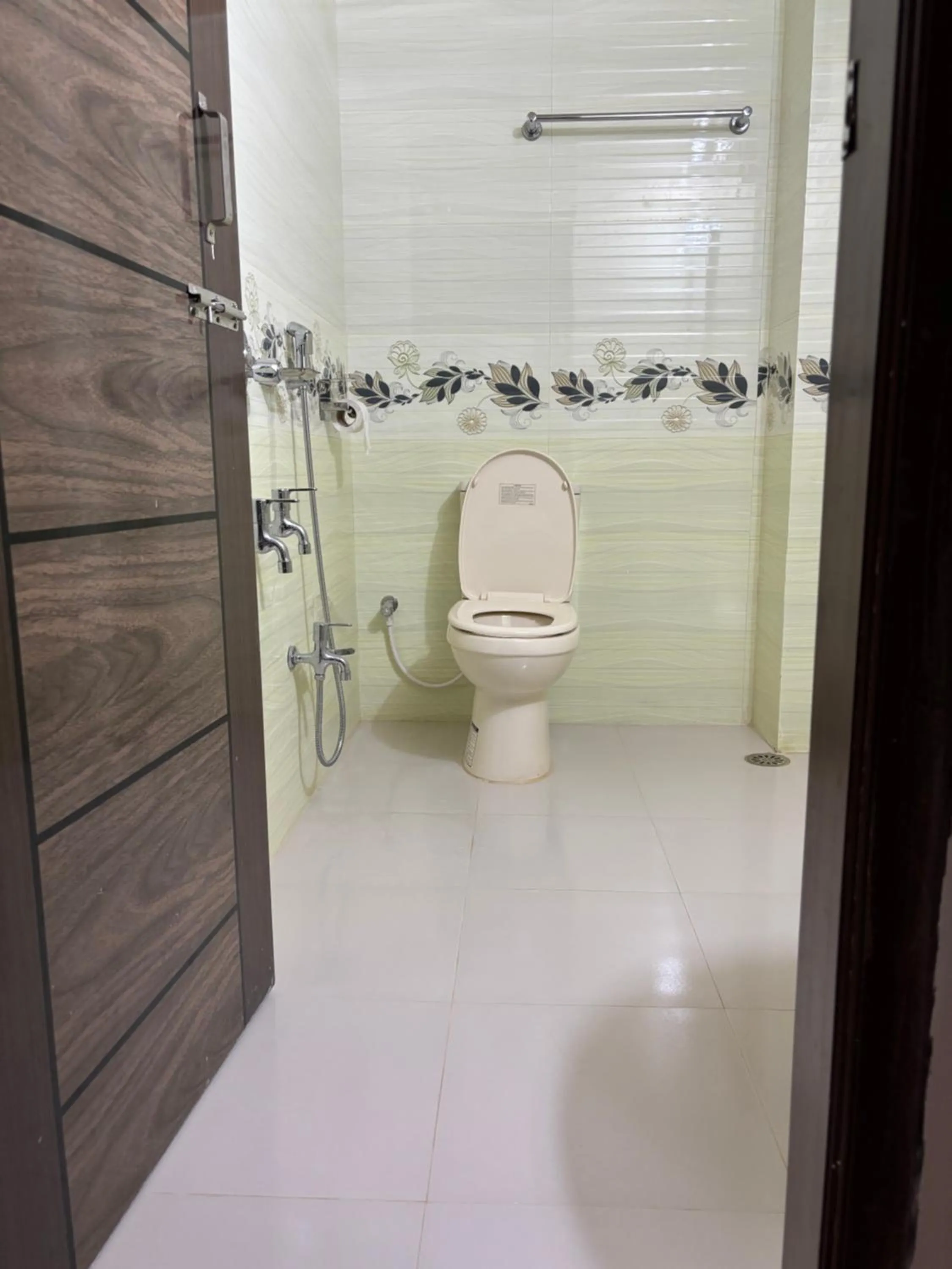 Property building in Hotel Farmis Garden