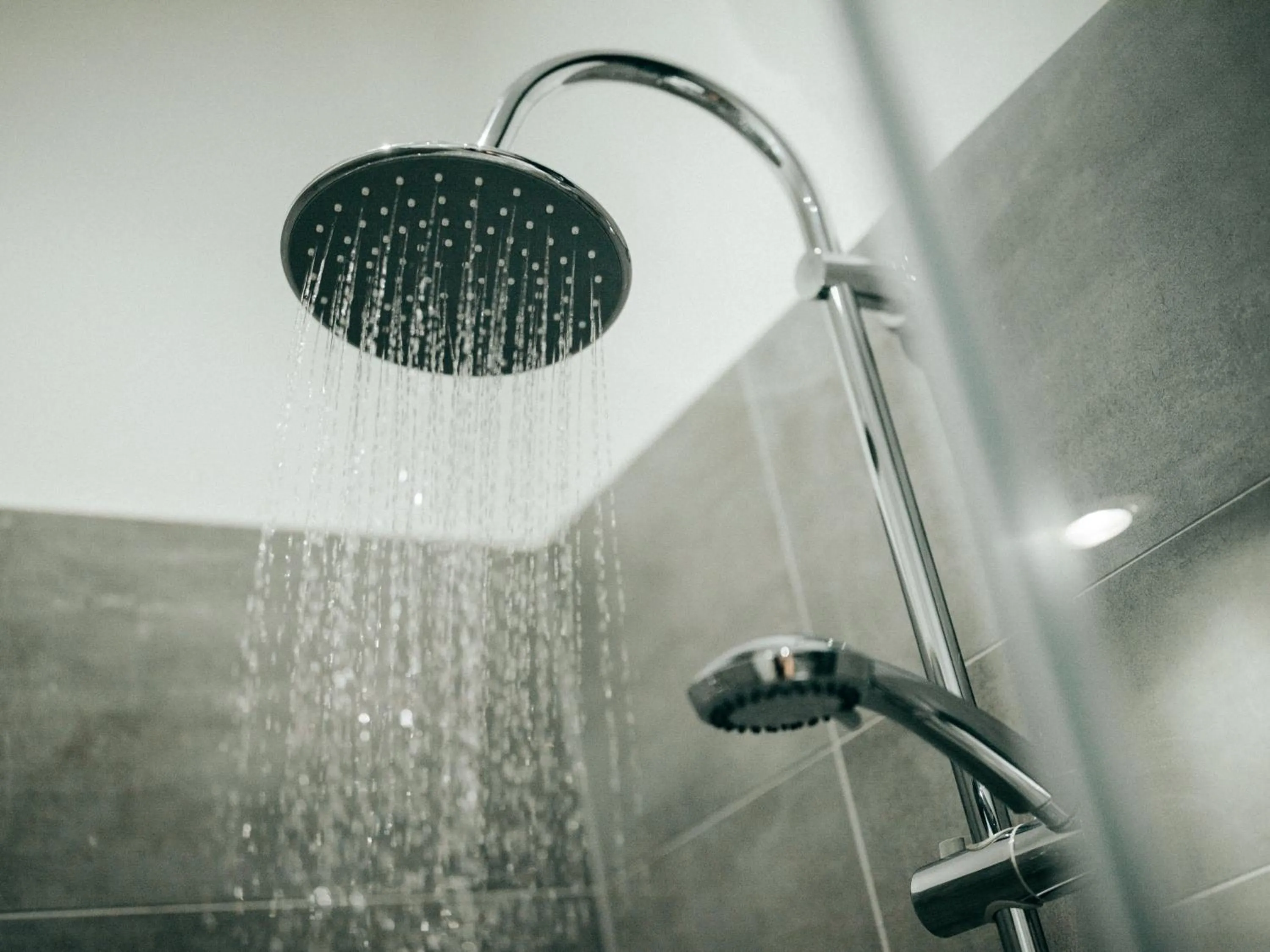 Shower in JustStay Mülheim Hotel & Apartments