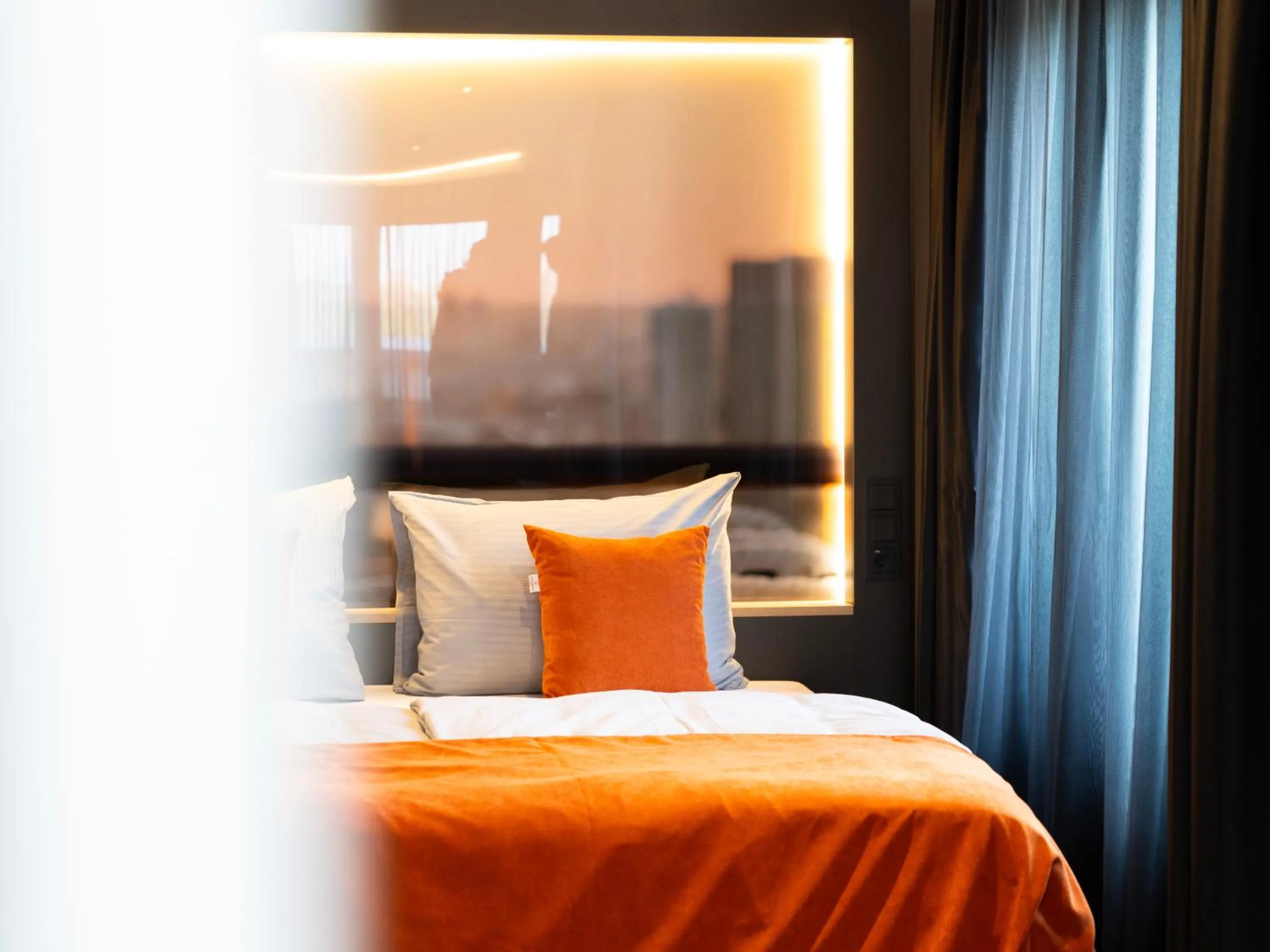 Bed in JustStay Mülheim Hotel & Apartments