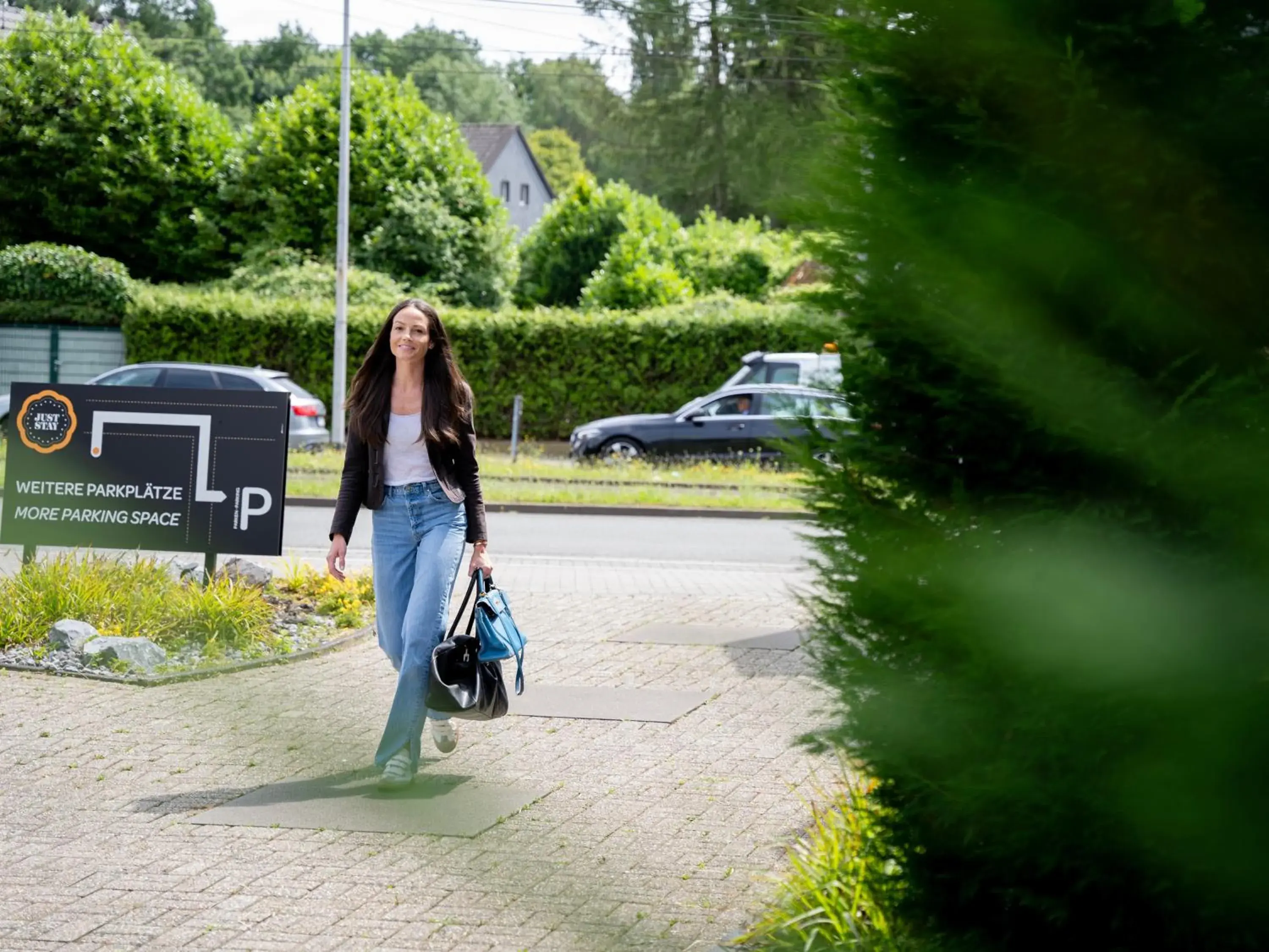 Facade/entrance in JustStay Mülheim Hotel & Apartments Facade/entrance in JustStay Mülheim Hotel & Apartments