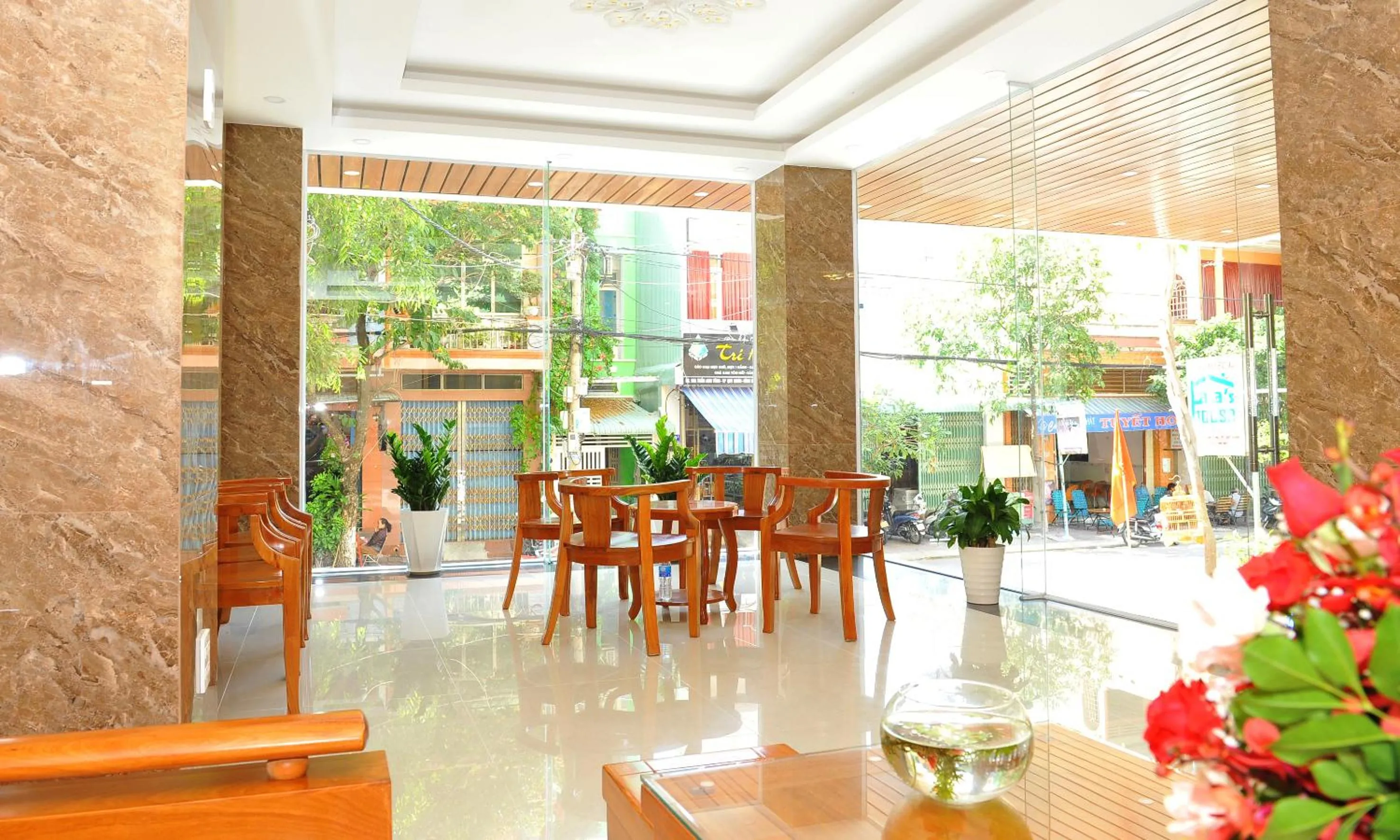 Seating area in Khách sạn KIM NGÂN