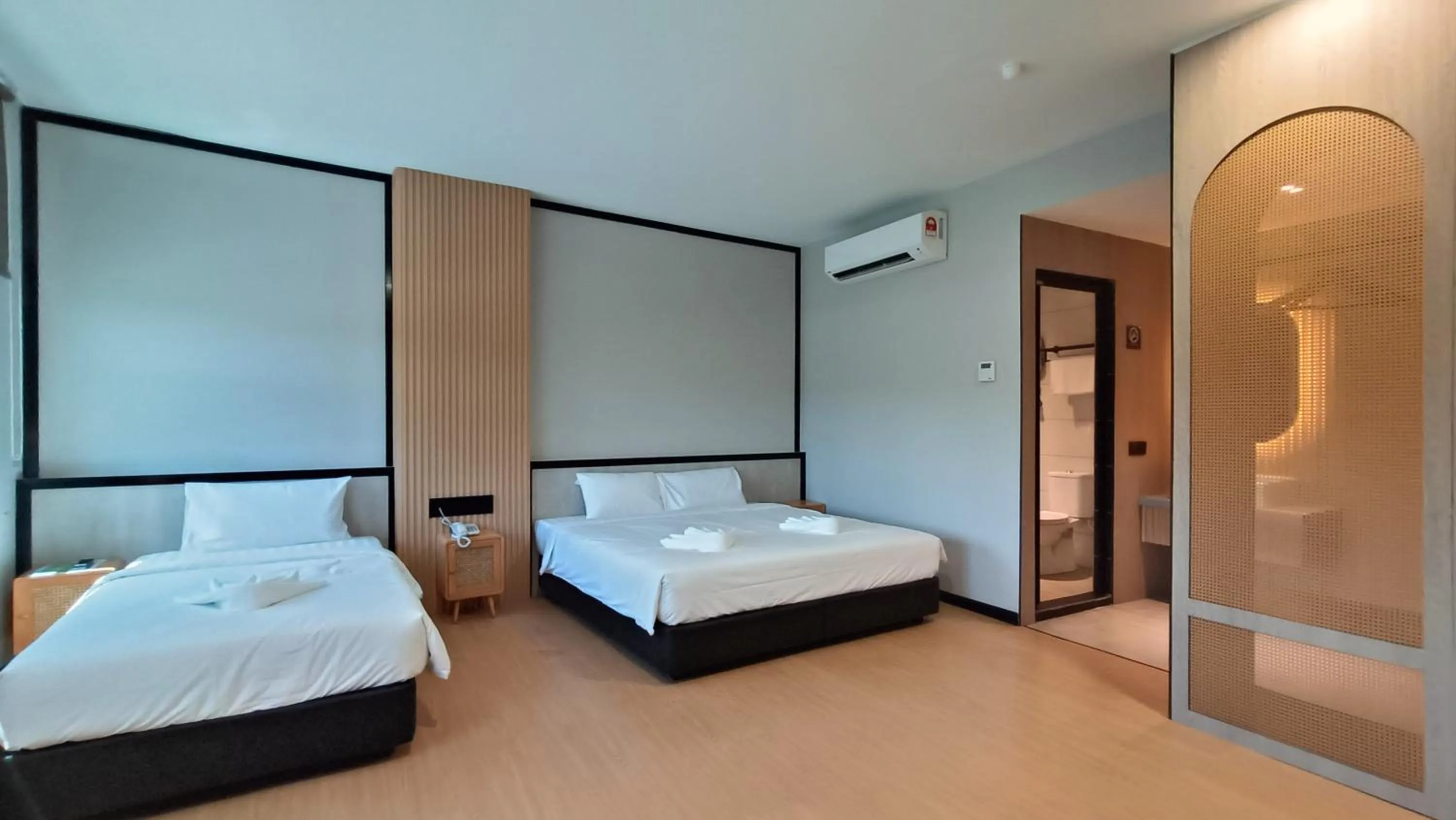 Bed in Urban Inn, SP Saujana