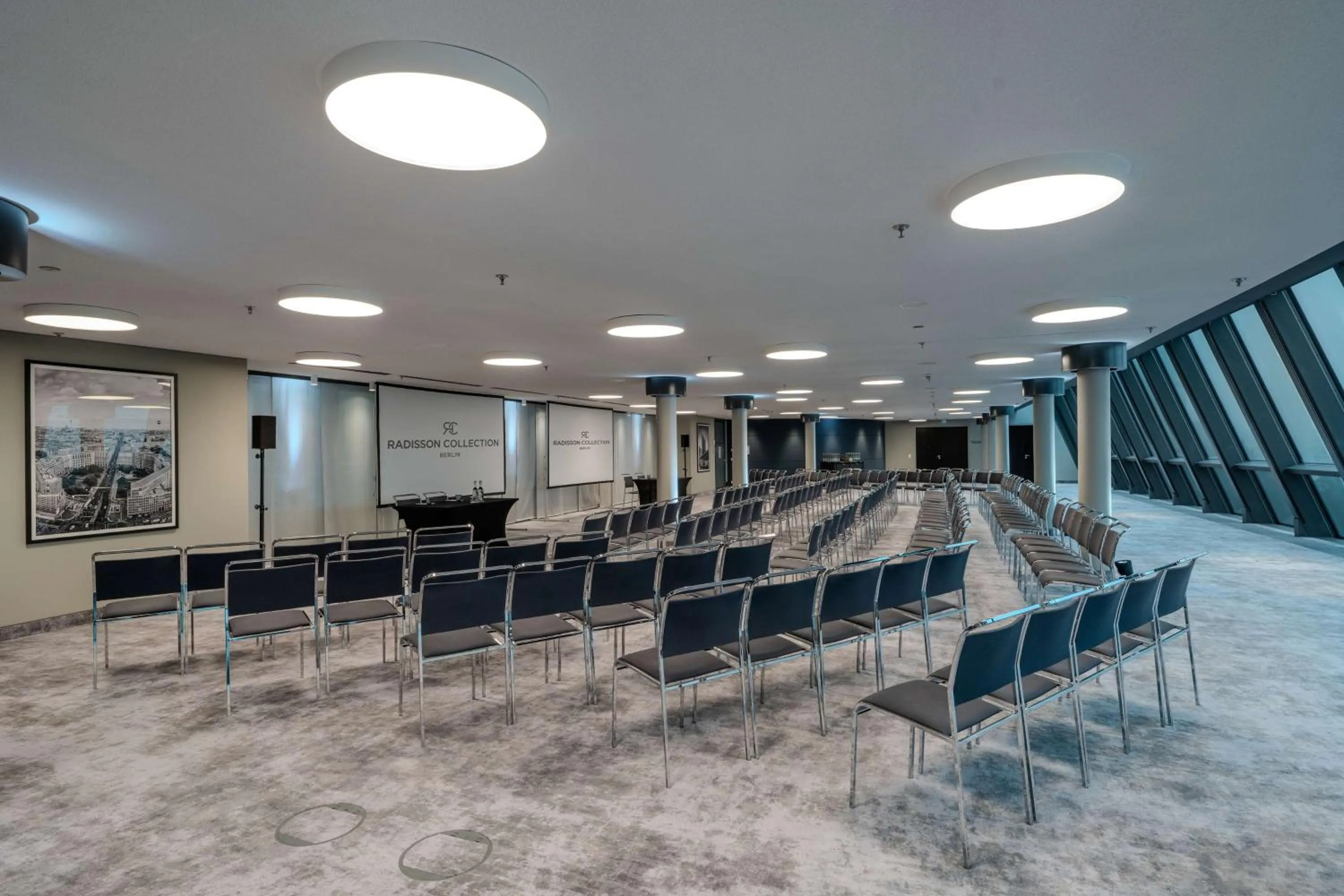 Meeting/conference room in Radisson Collection Hotel, Berlin