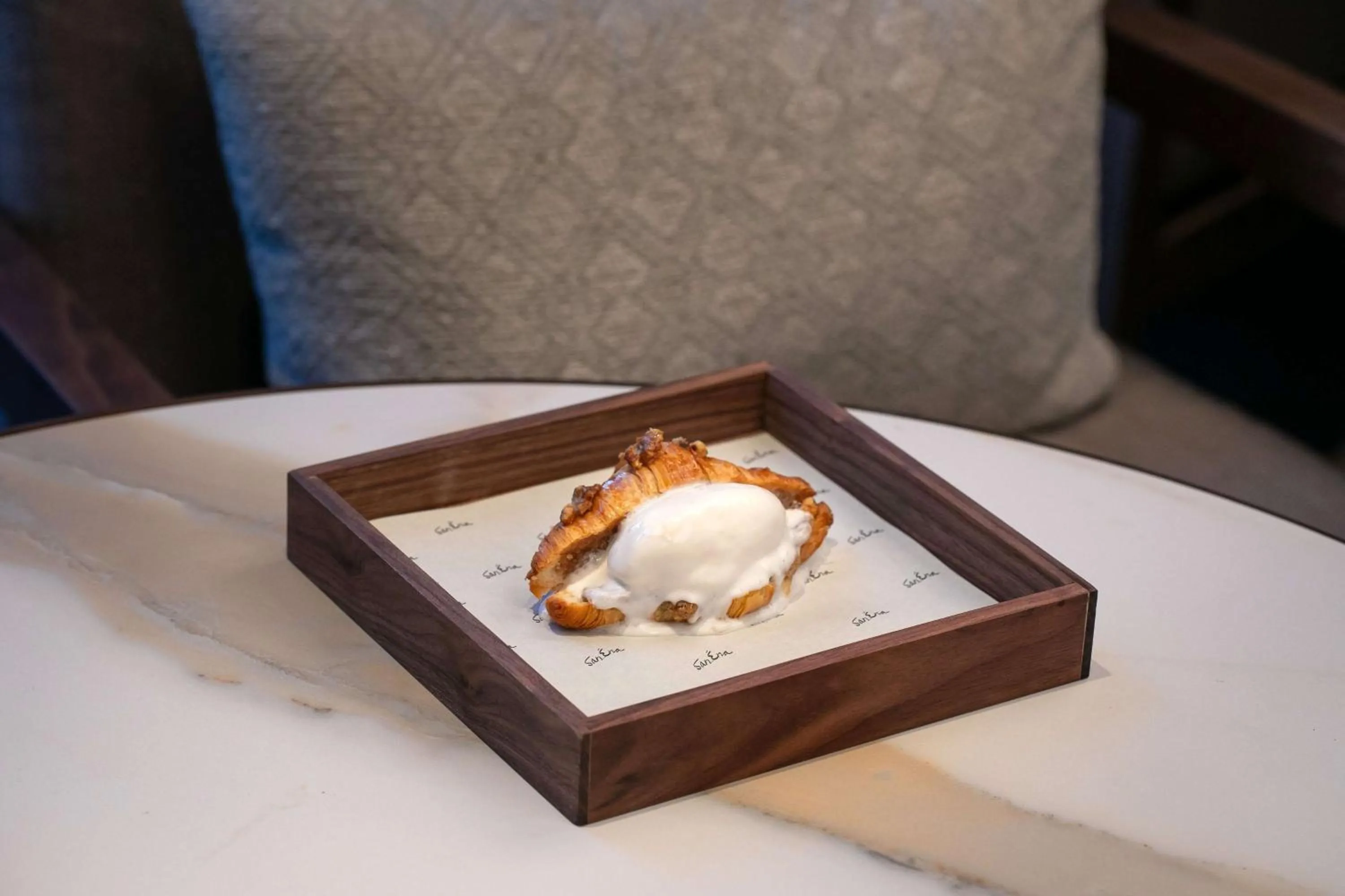 Restaurant/places to eat in Radisson Collection Hotel, Berlin