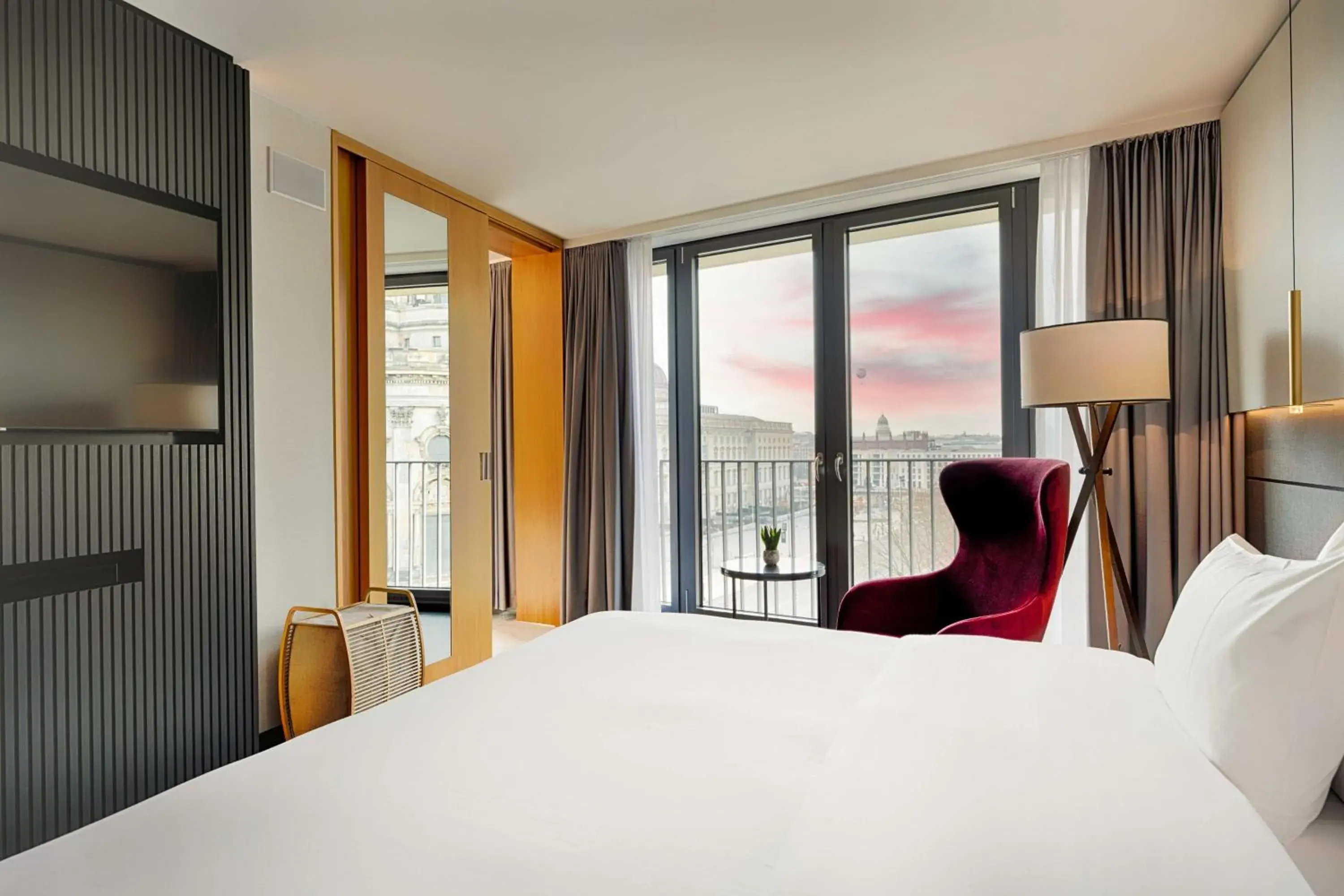 Suite in Radisson Collection Hotel, Berlin Suite in Radisson Collection Hotel, Berlin