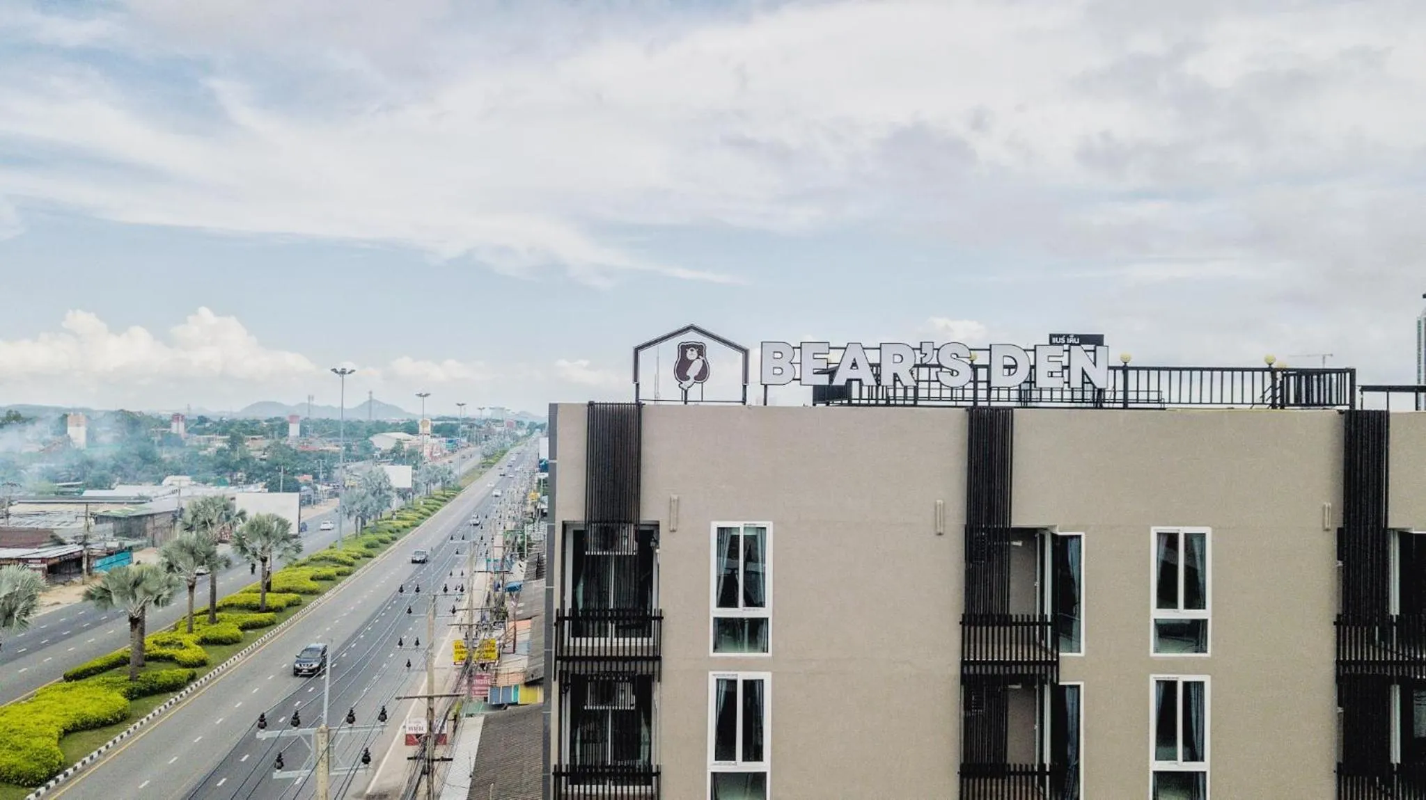 BEAR’S DEN HOTEL PATTAYA