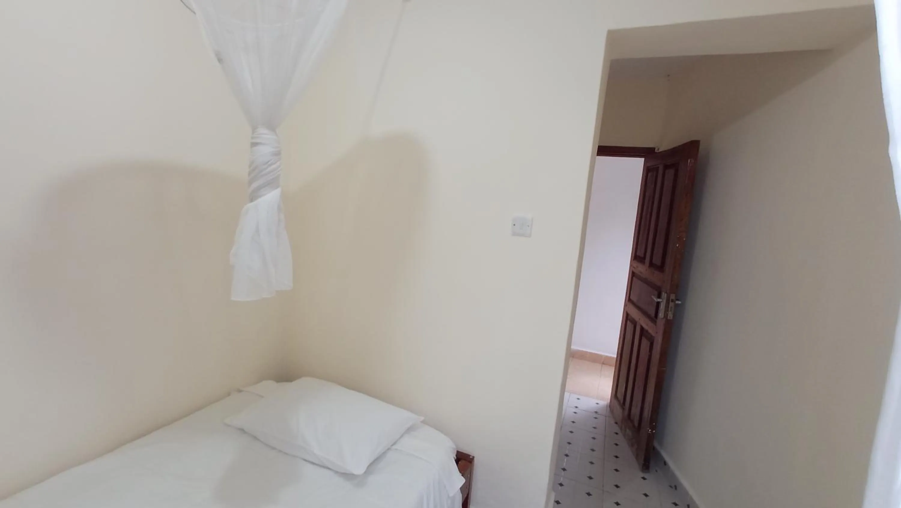 Bedroom, Bed in Lago Resort - Best Views in Kisumu