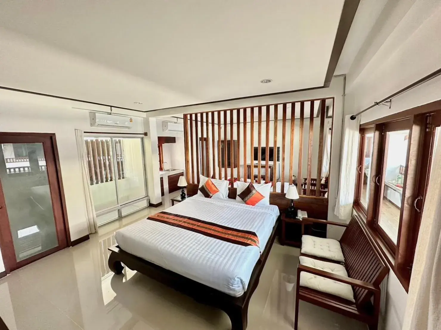 Family Room in Chirin Home ฌิรินทร์โฮม Family Room in Chirin Home ฌิรินทร์โฮม