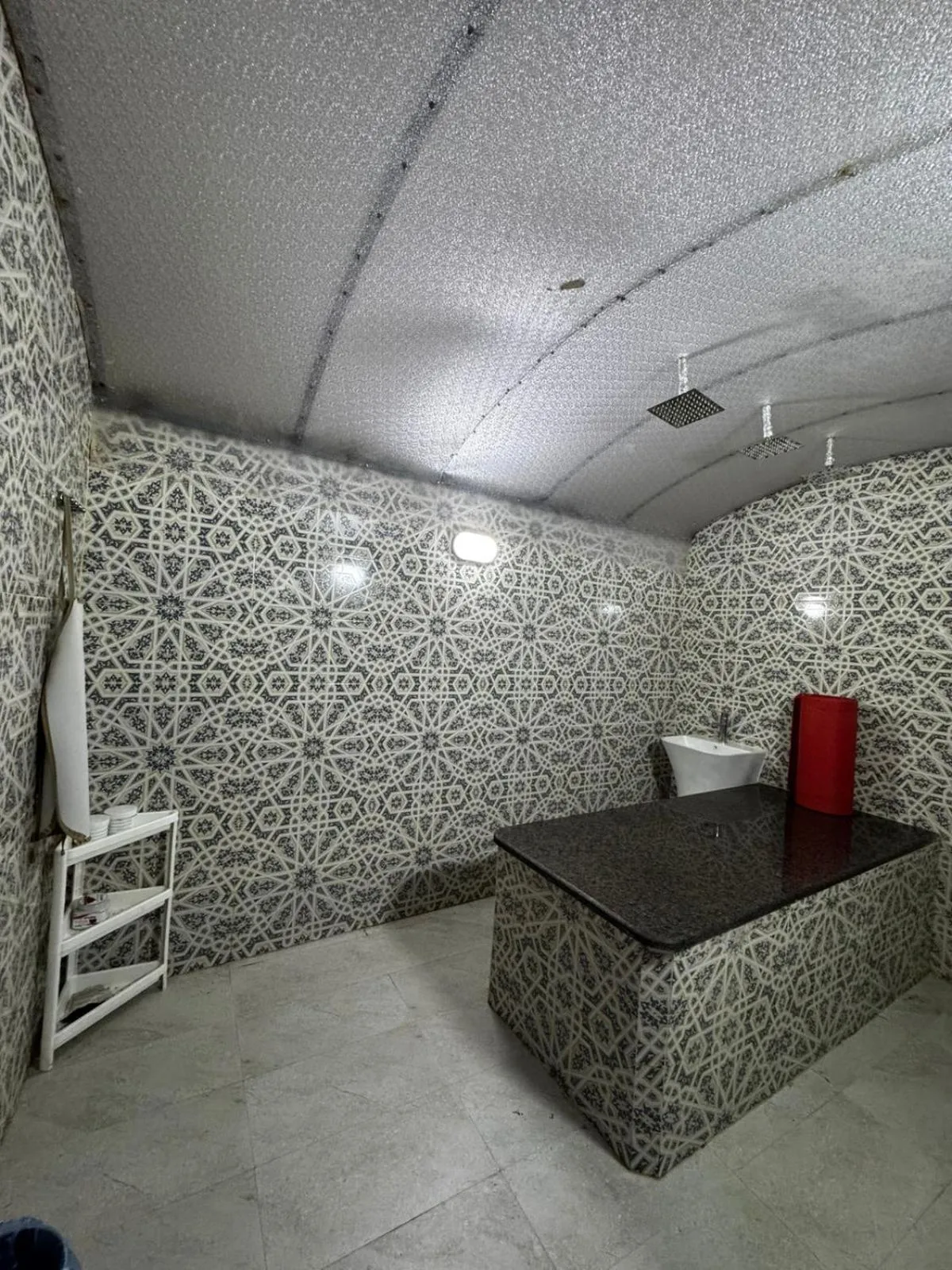 Hot Spring Bath in Coupard Hotel