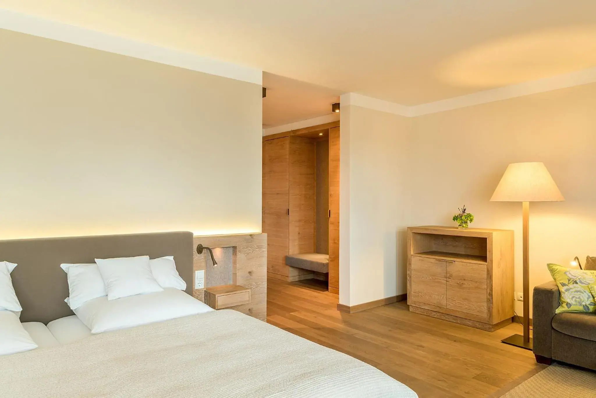 Photo of the whole room, Bed in Bauer Hotel und Restaurant Photo of the whole room, Bed in Bauer Hotel und Restaurant