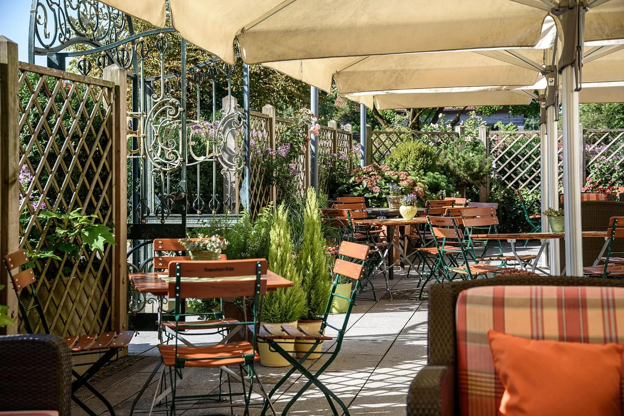 Restaurant/places to eat in Bauer Hotel und Restaurant