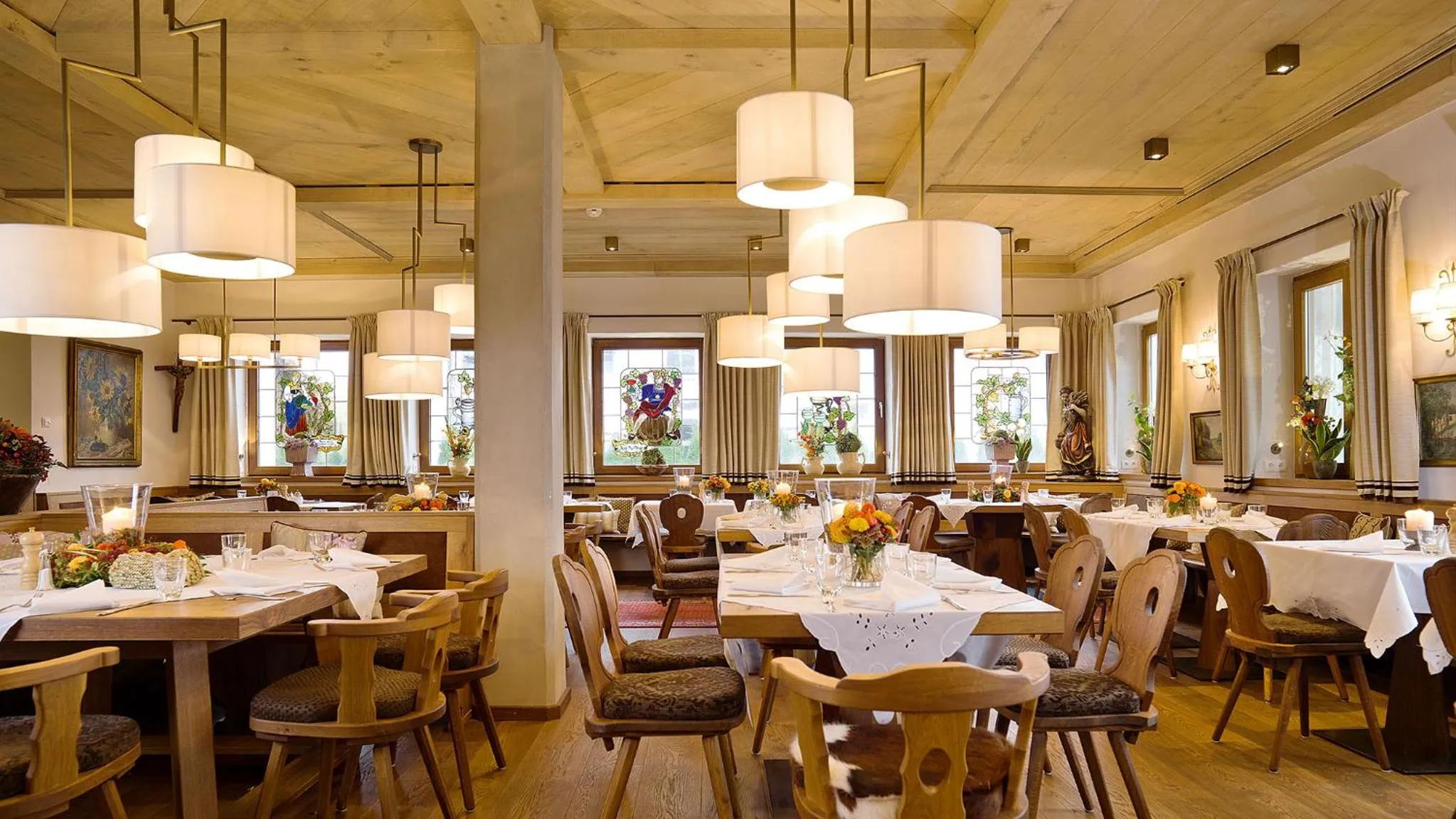 Restaurant/places to eat in Bauer Hotel und Restaurant