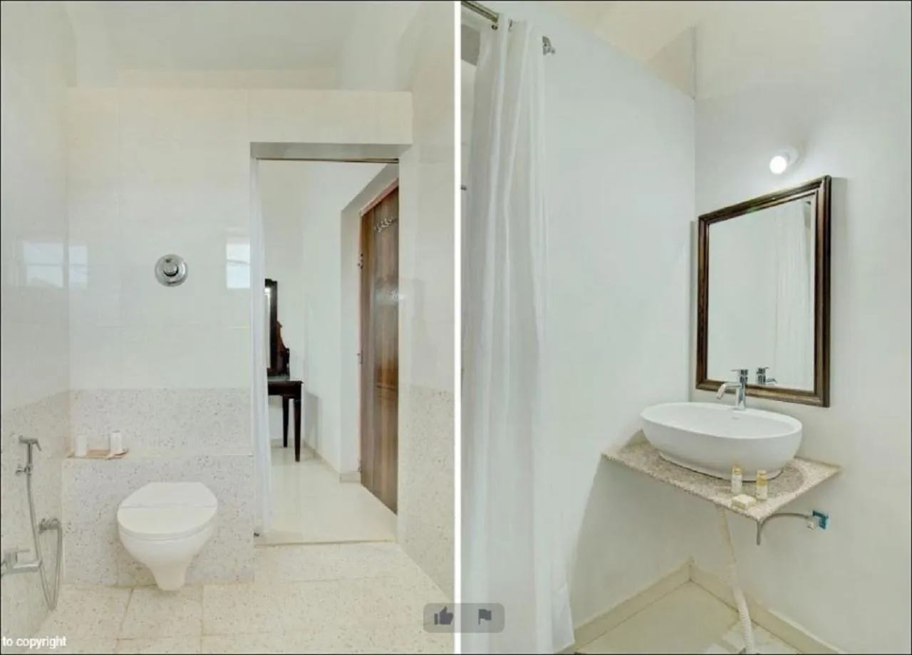 Bathroom in The Sky Imperial Jungle Camp Resort