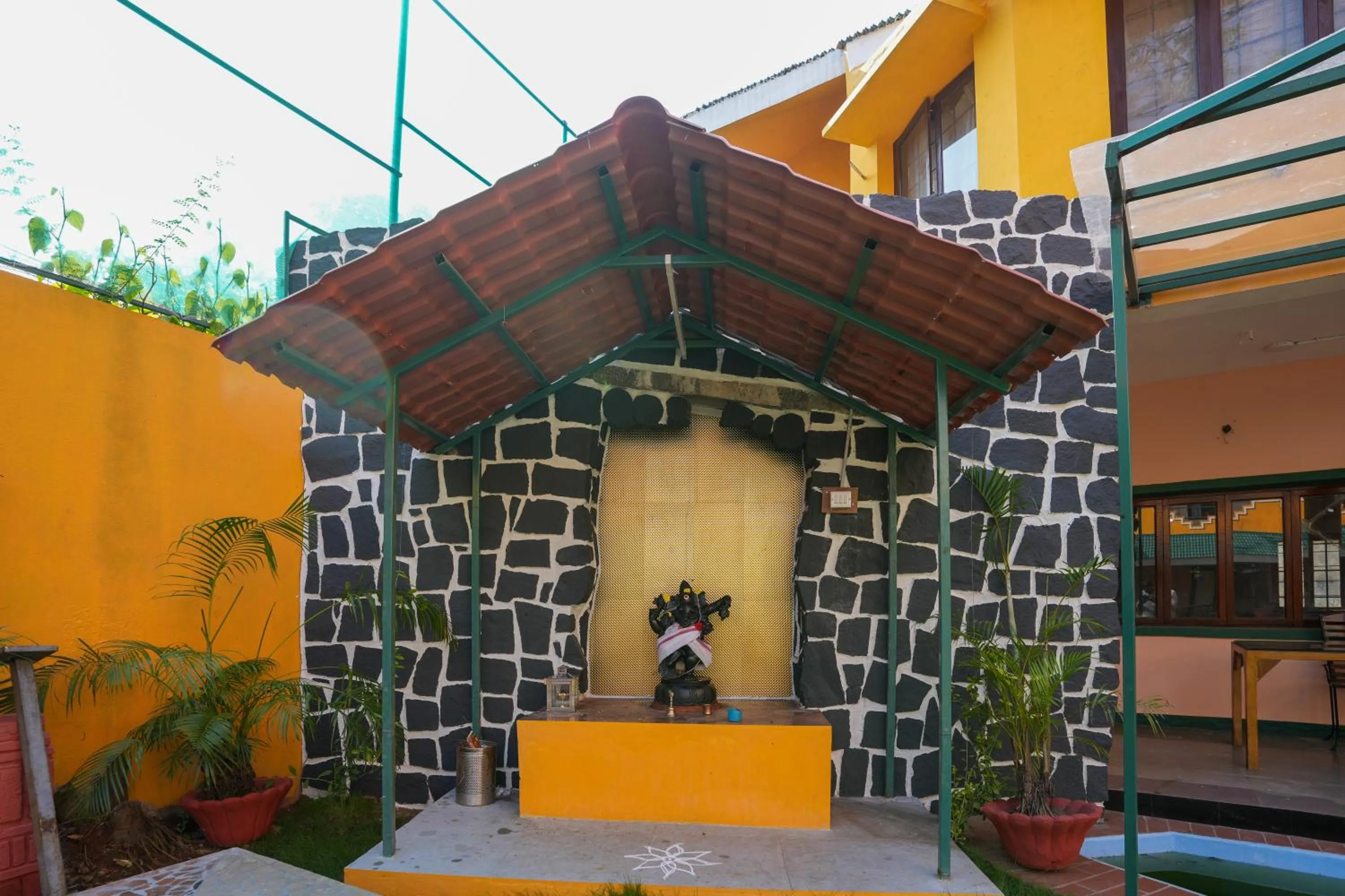 Place of worship in La Courtyard