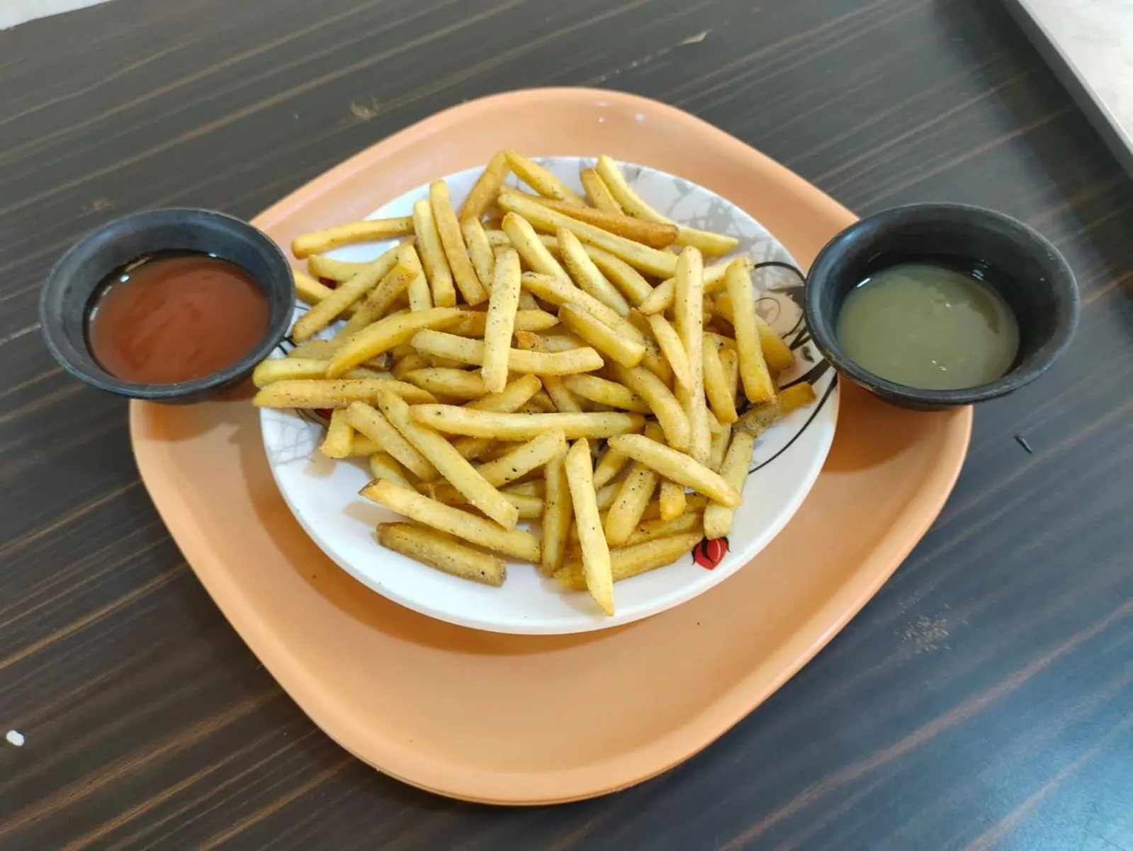 Restaurant/places to eat in La Courtyard