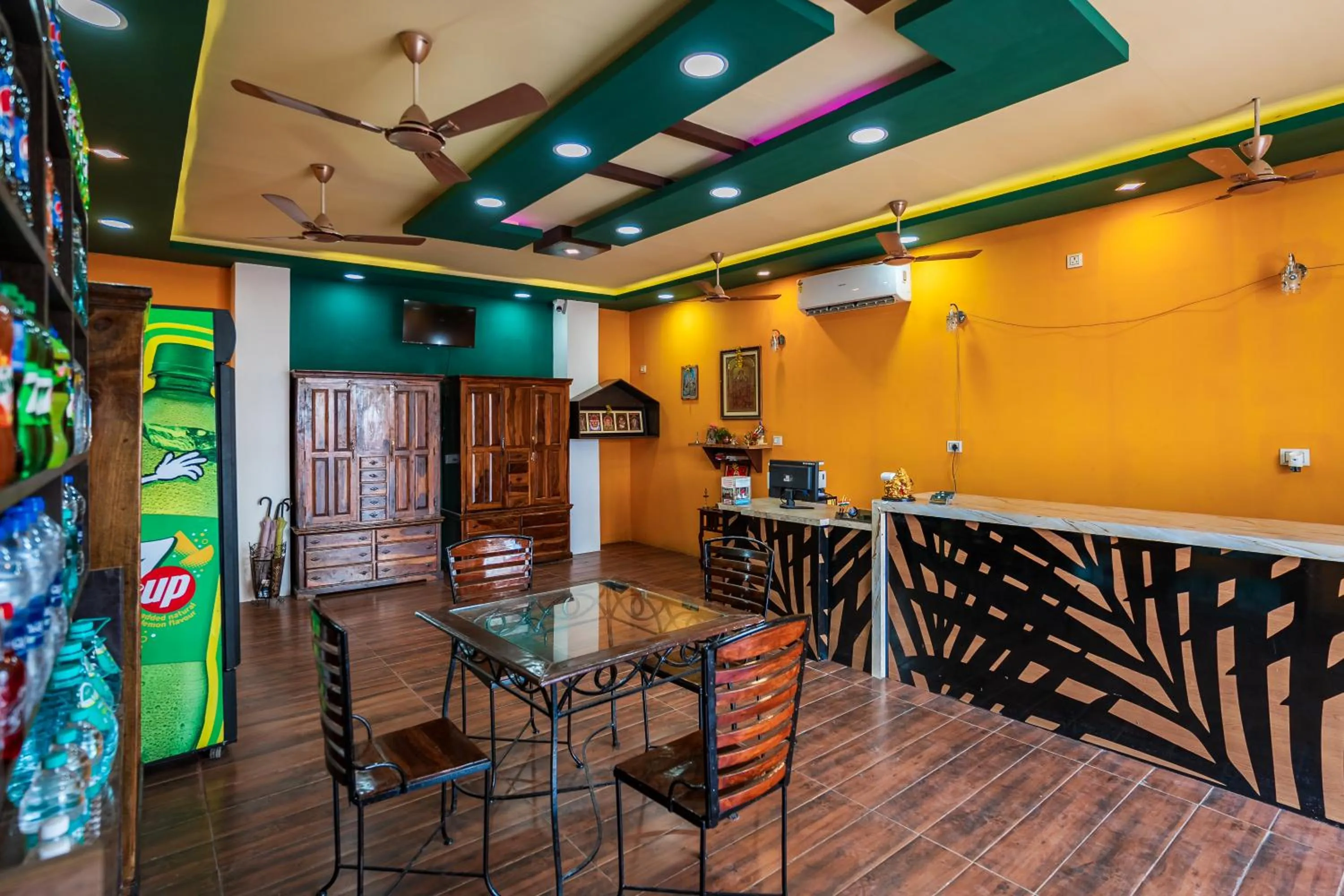 Property building in La Courtyard