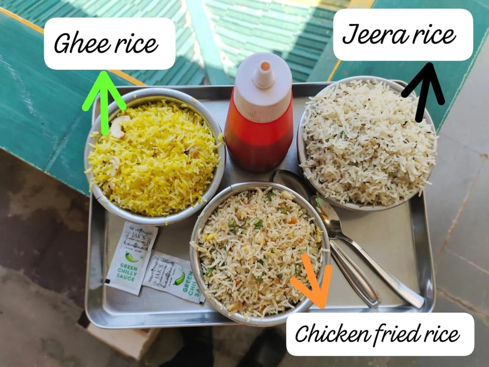 Restaurant/places to eat in La Courtyard