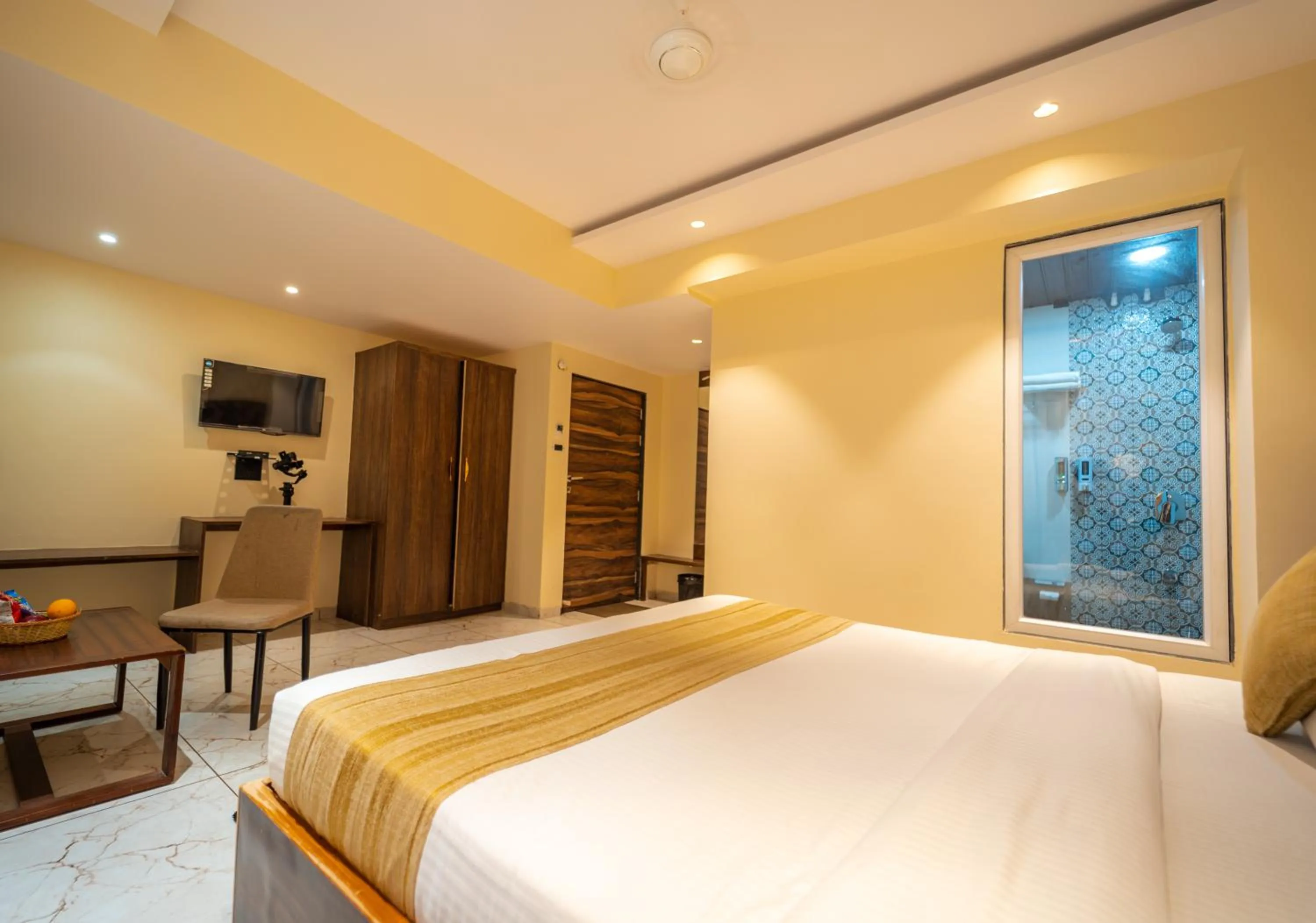 Bedroom, Bed in Red Button Resort