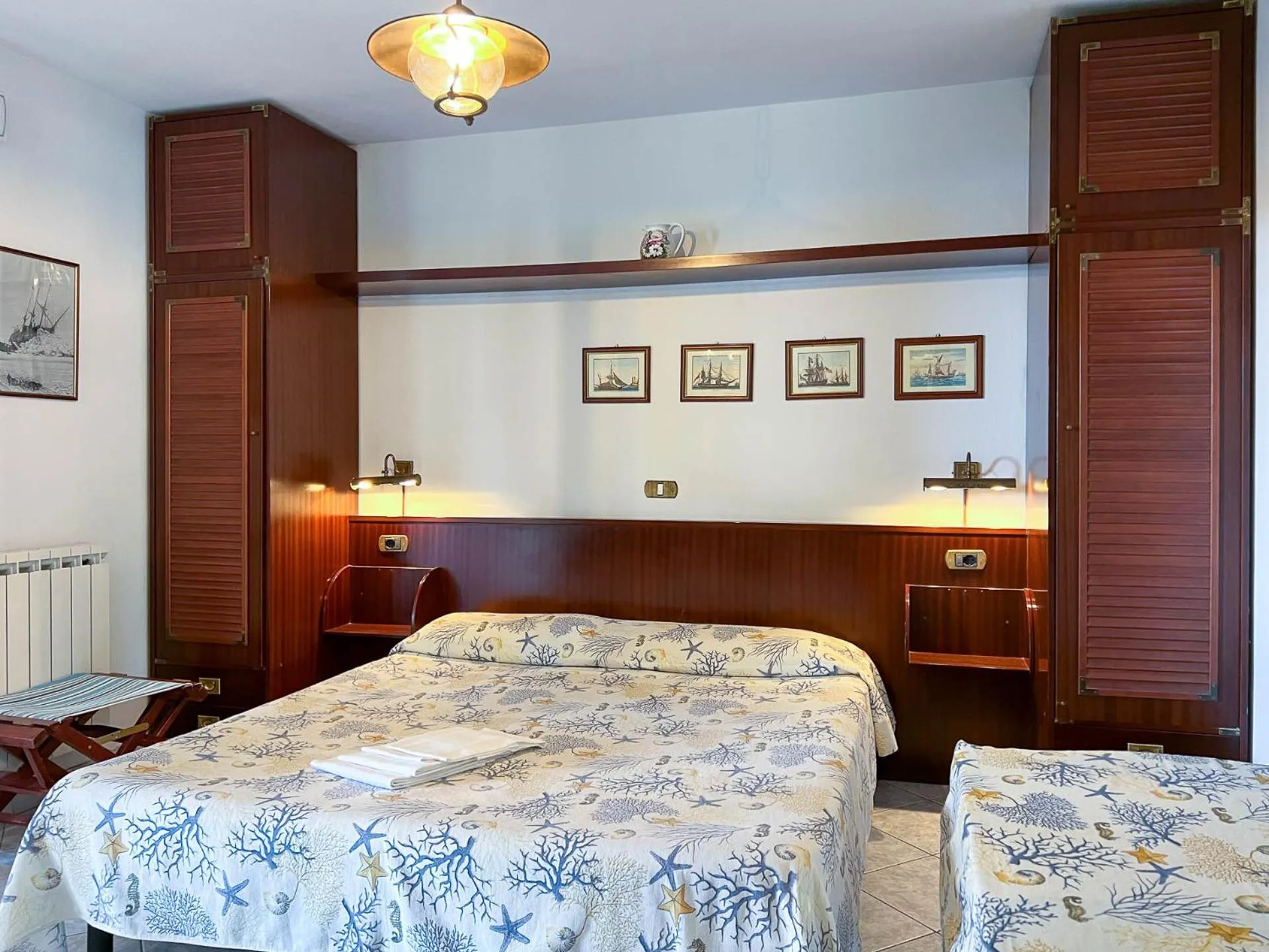 Bedroom, Bed in Mandel 2 Residence by Mandel club