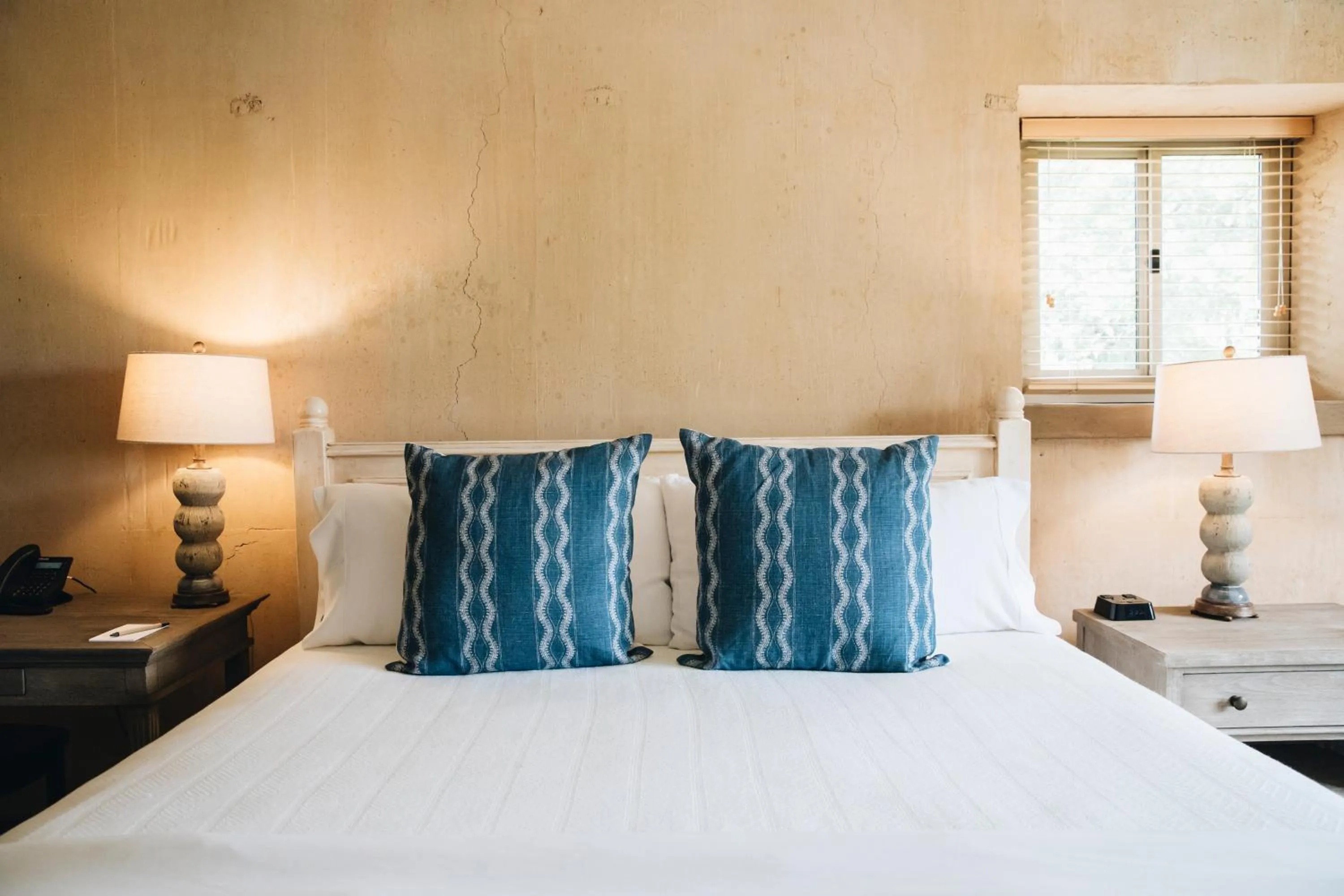 Bedroom, Bed in Seven Branches Venue and Inn