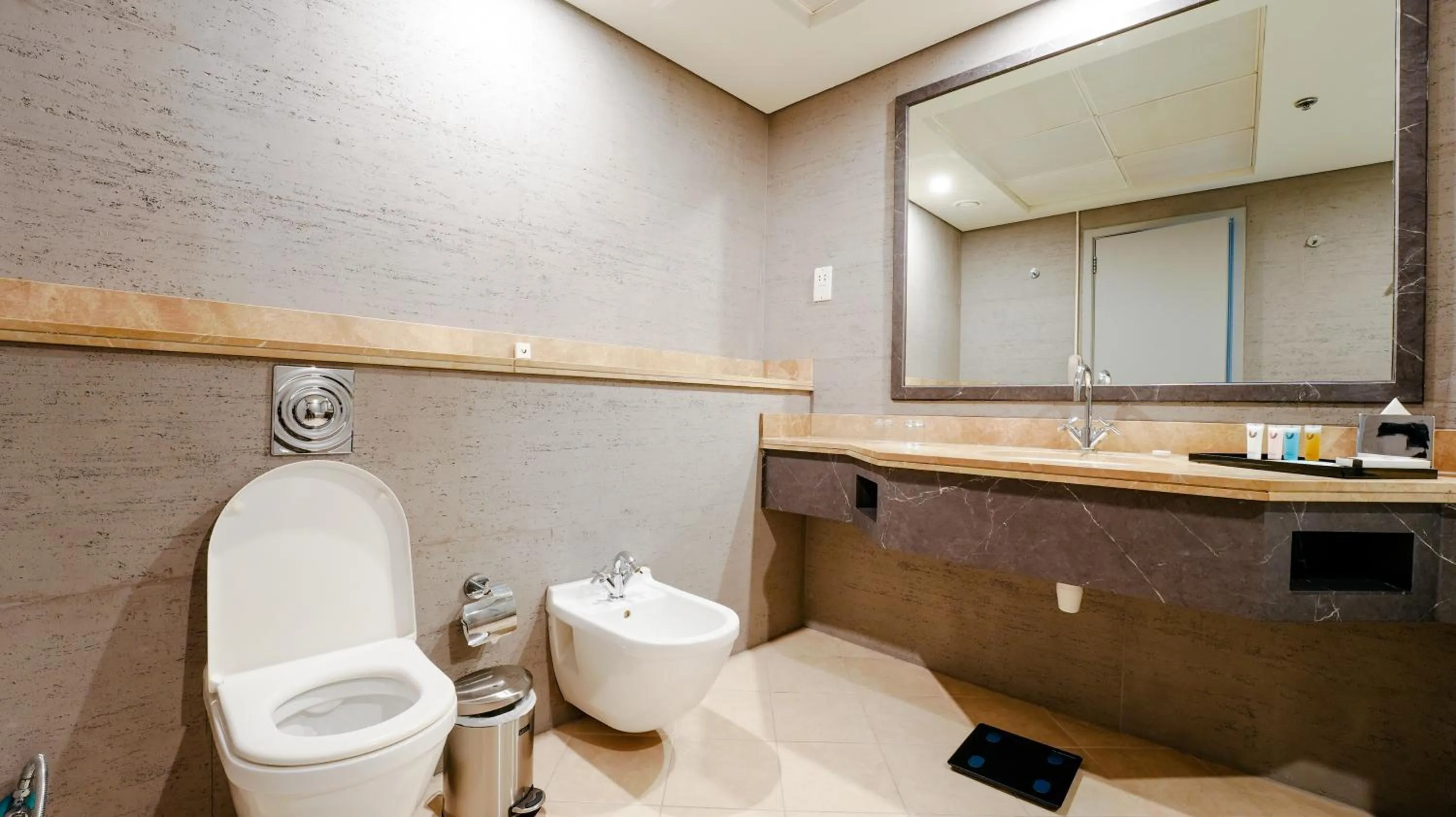 Toilet in Blue Beach Tower The Walk JBR