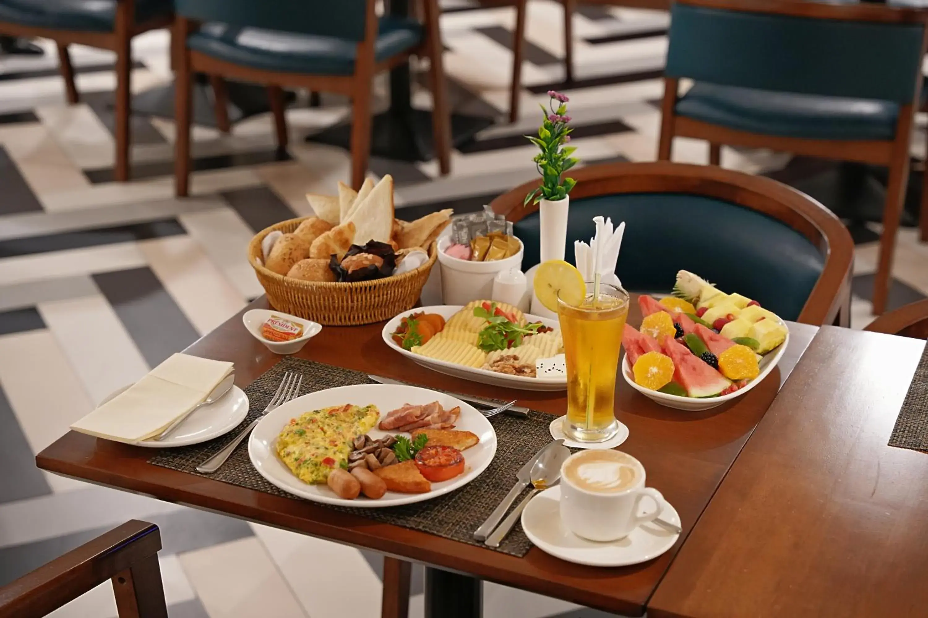 Food in Blue Beach Tower The Walk JBR Food in Blue Beach Tower The Walk JBR