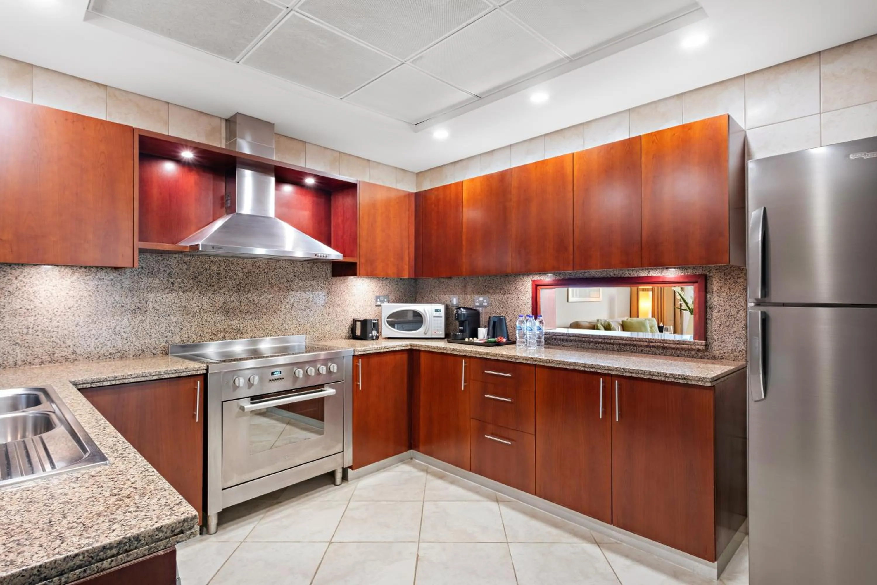 Kitchen or kitchenette in Blue Beach Tower The Walk JBR