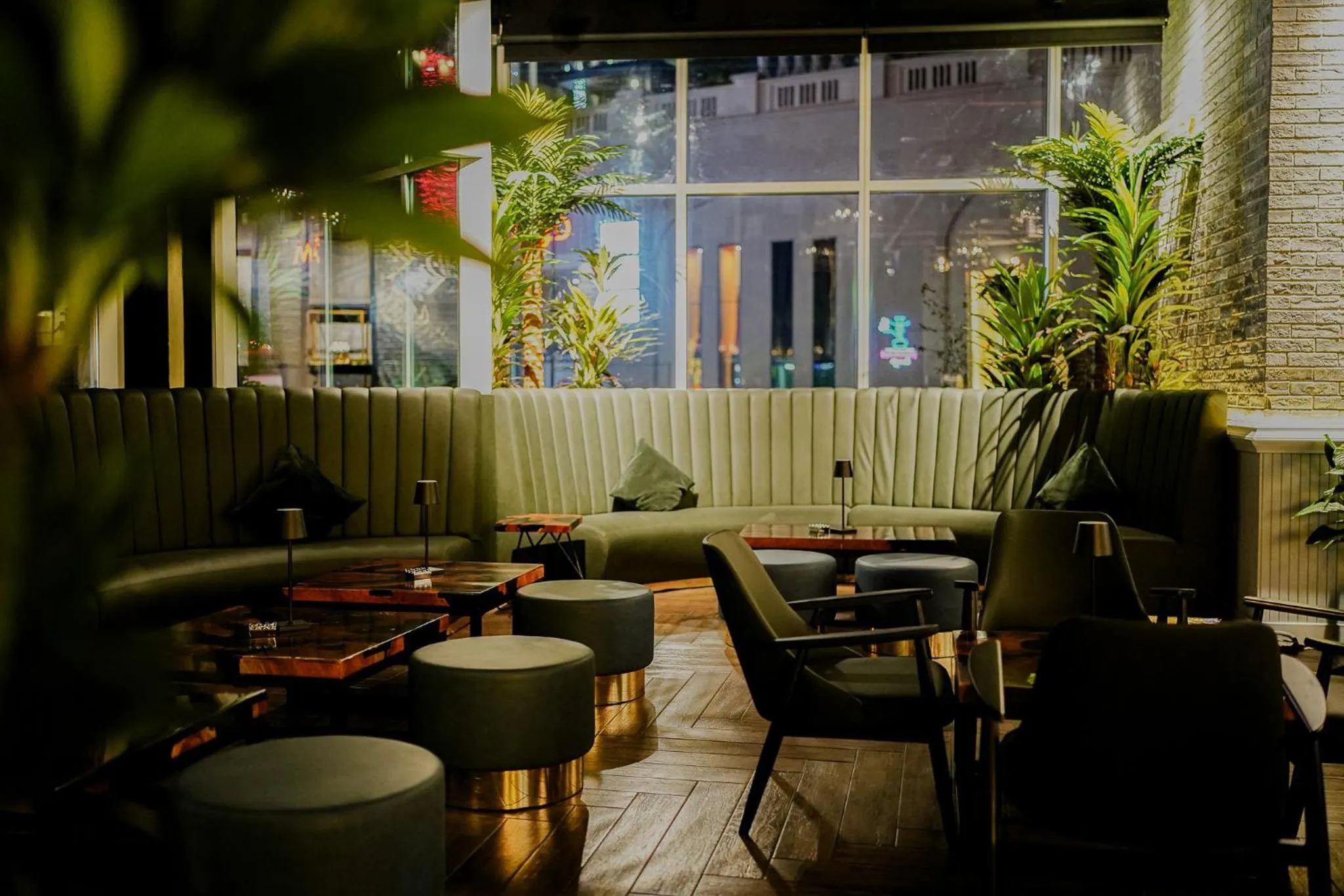 Restaurant/places to eat in Blue Beach Tower The Walk JBR