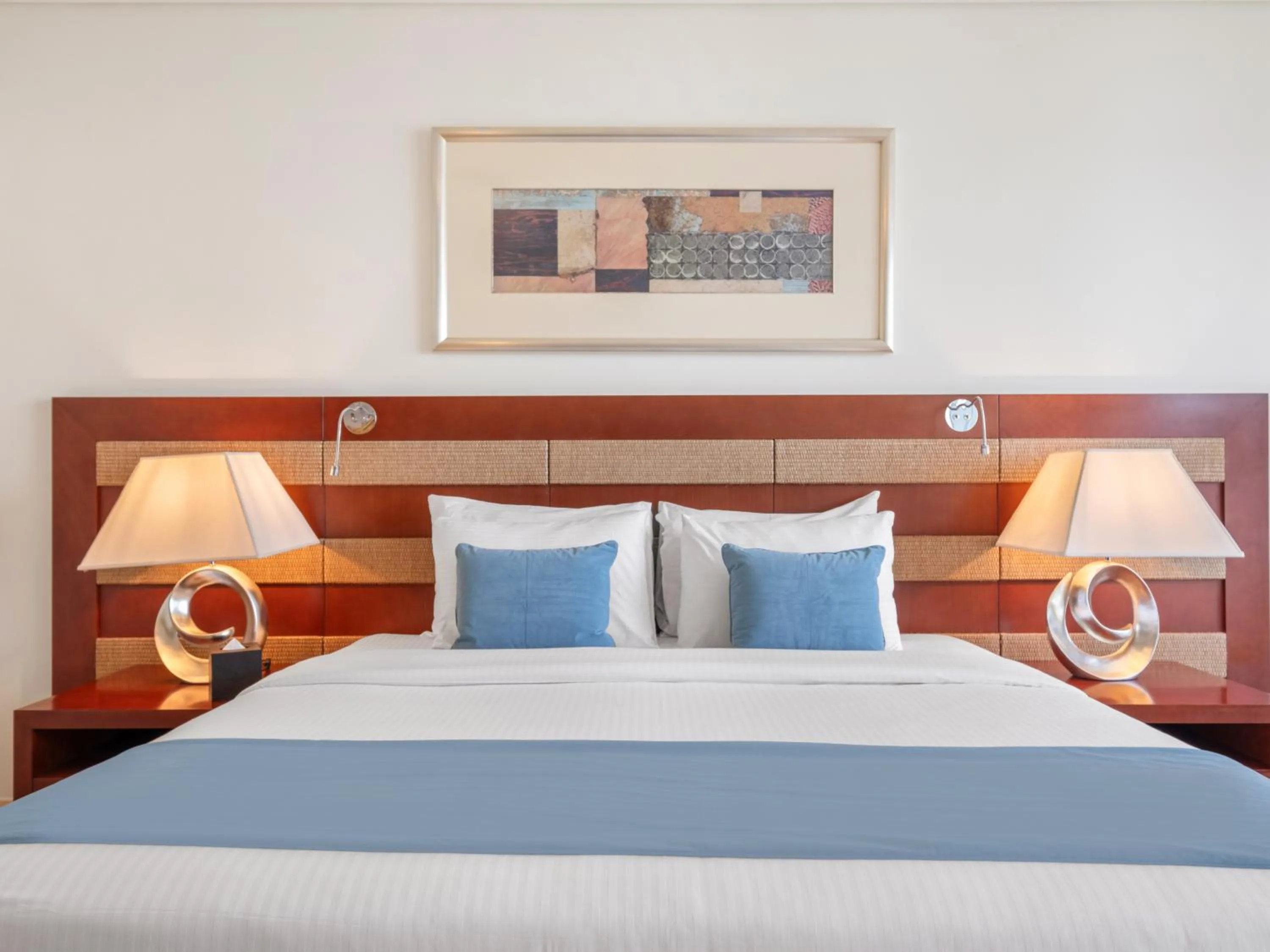 Bed in Blue Beach Tower The Walk JBR