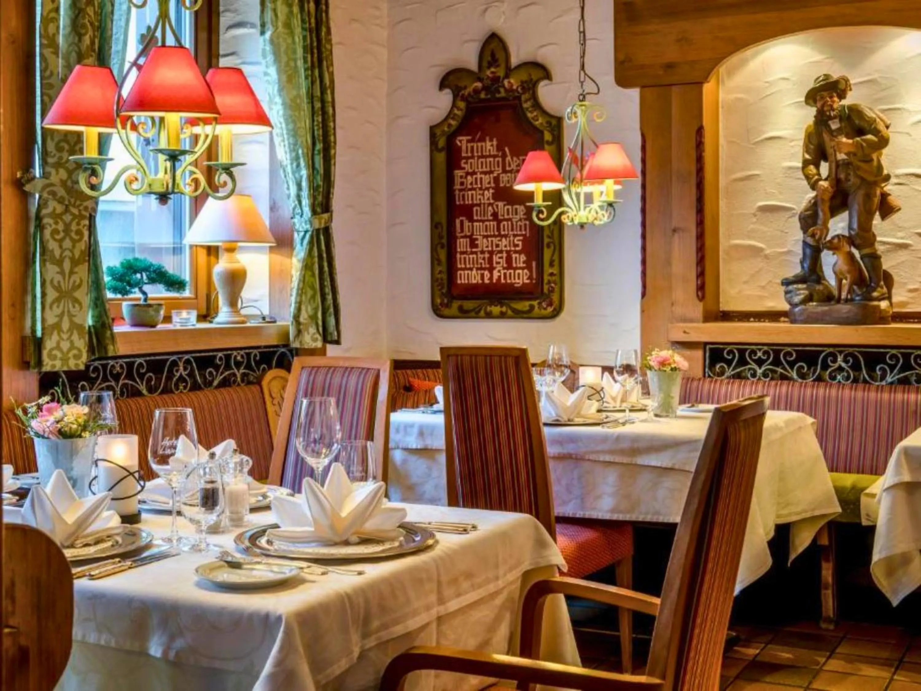 Restaurant/places to eat in Hotel Lamm