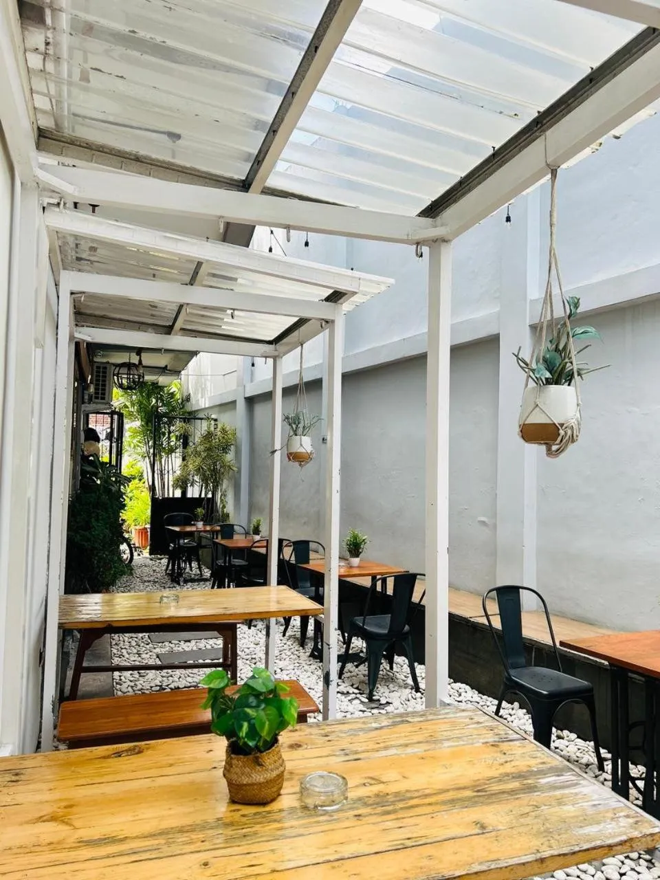 Restaurant/places to eat in Ministry Homestay