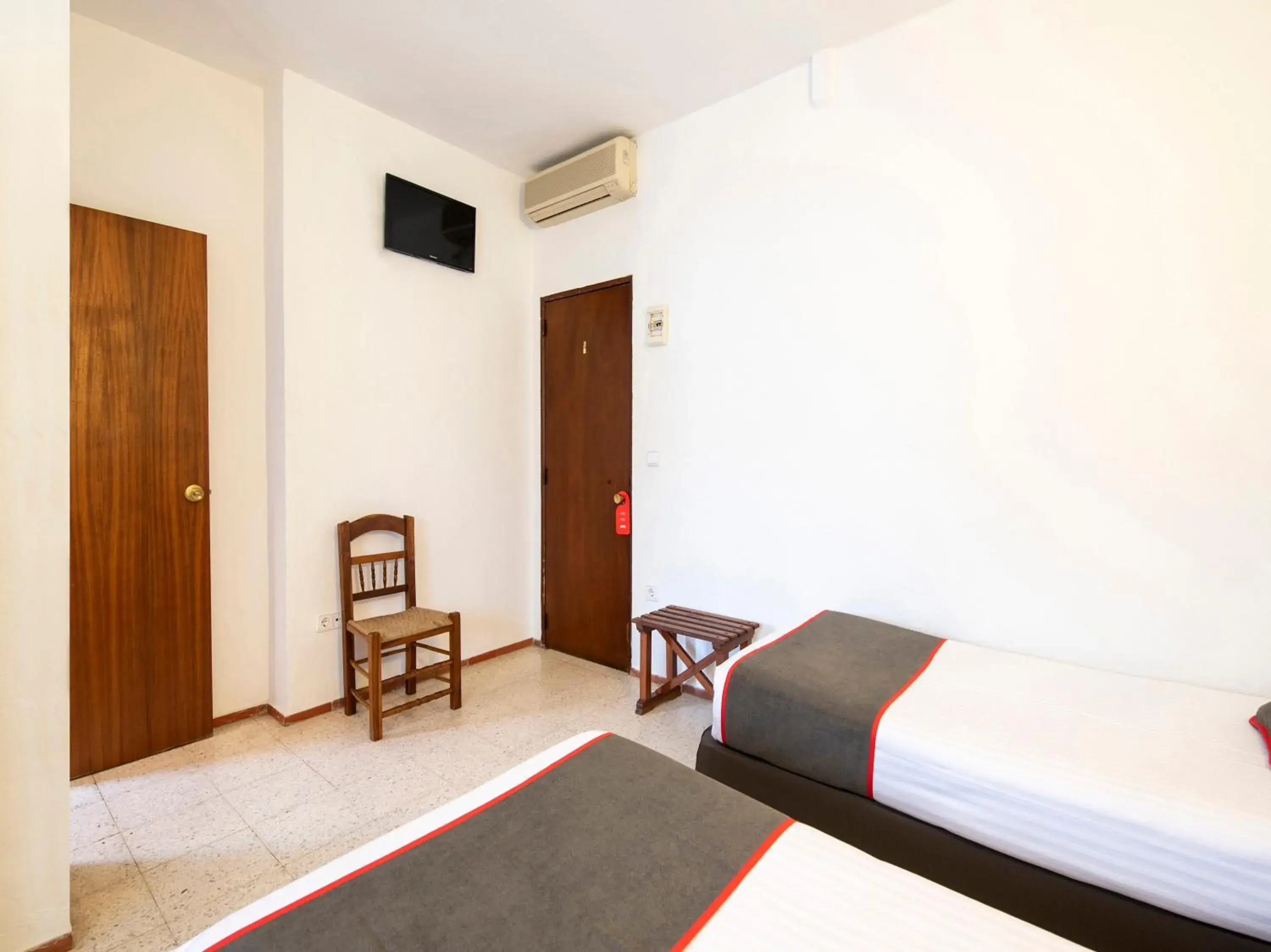 Bed in Hostal Santiago Bed in Hostal Santiago