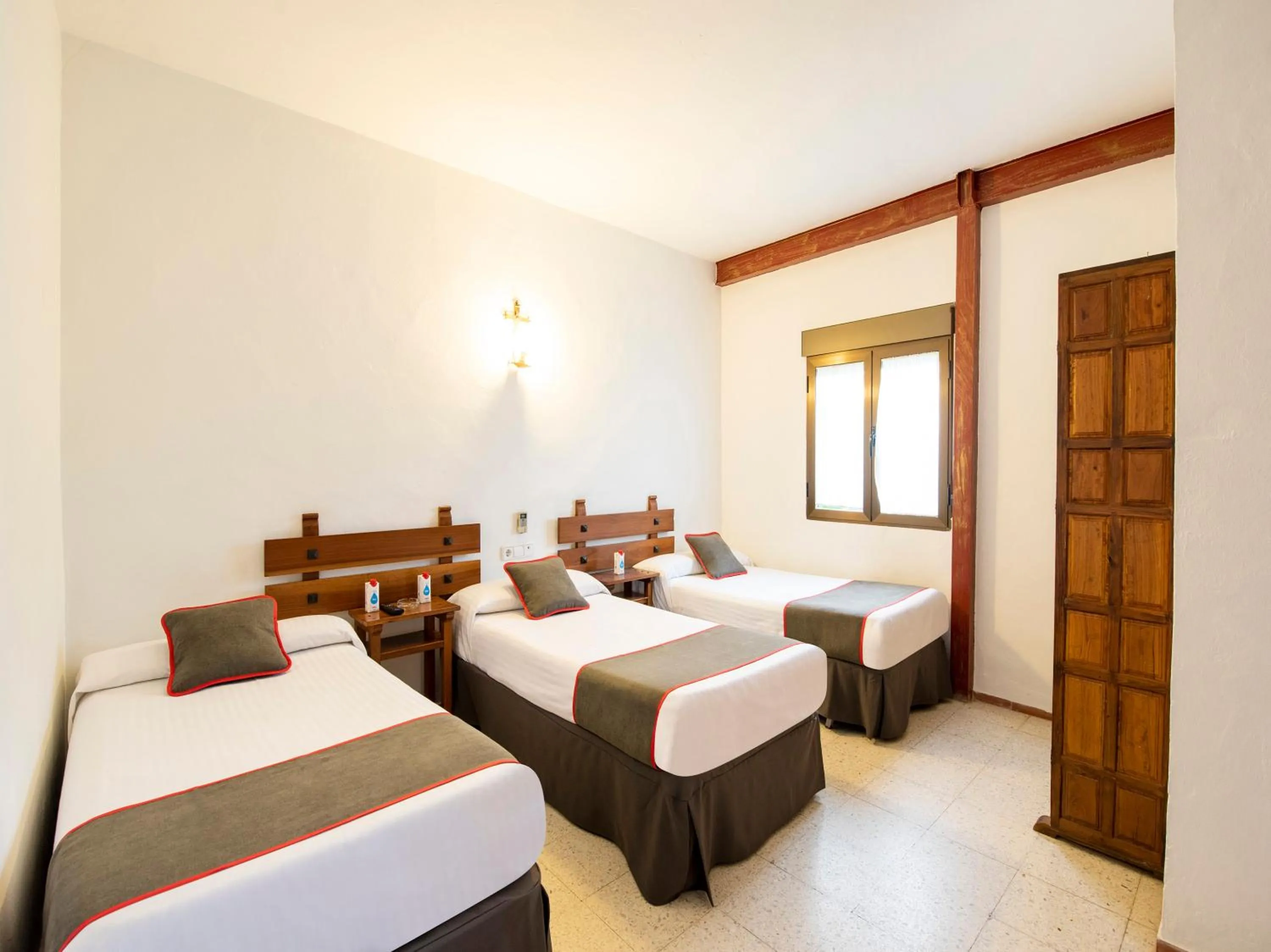 Bed in Hostal Santiago