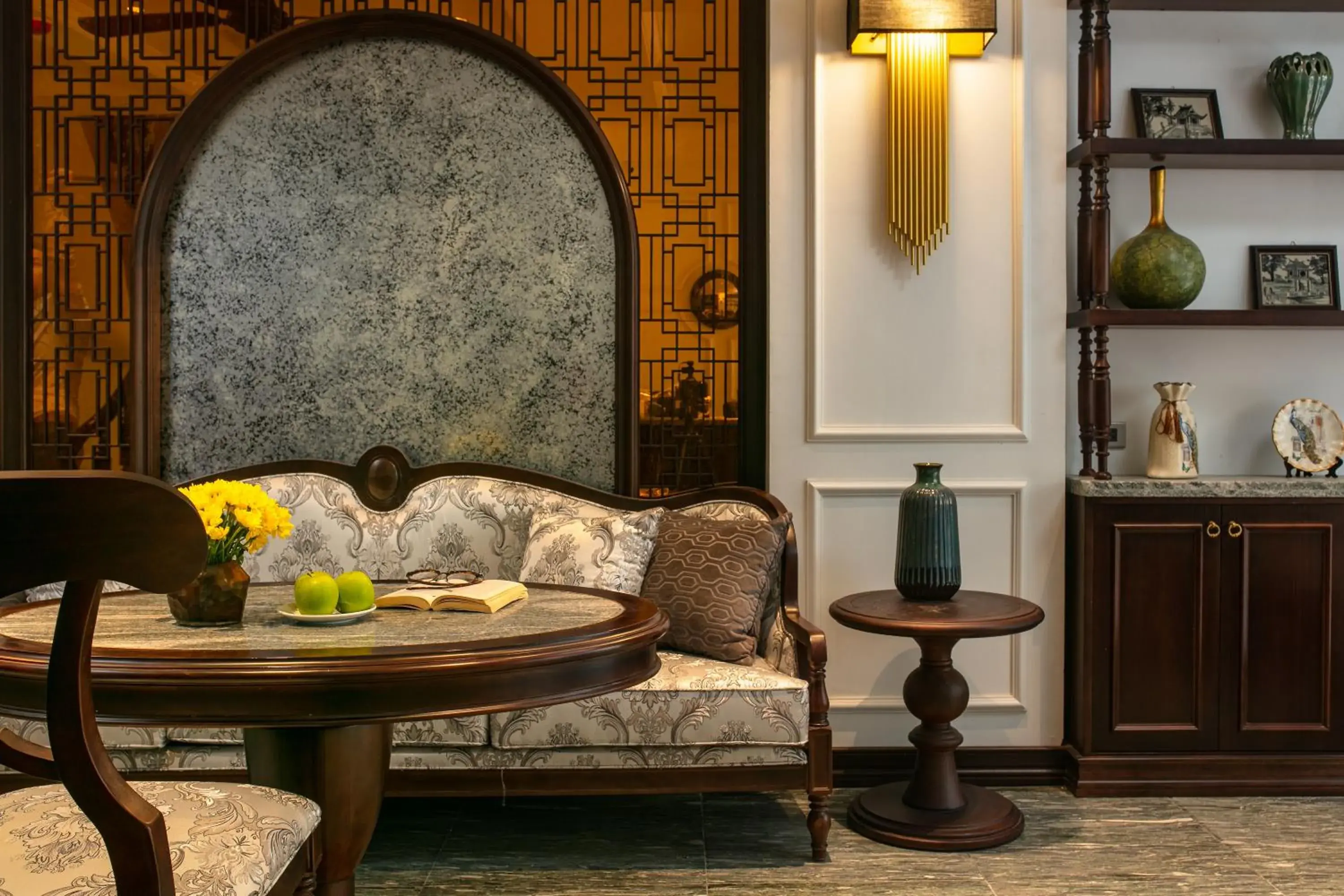 Lobby or reception in Romantique Hotel De Hanoi Lobby or reception in Romantique Hotel De Hanoi