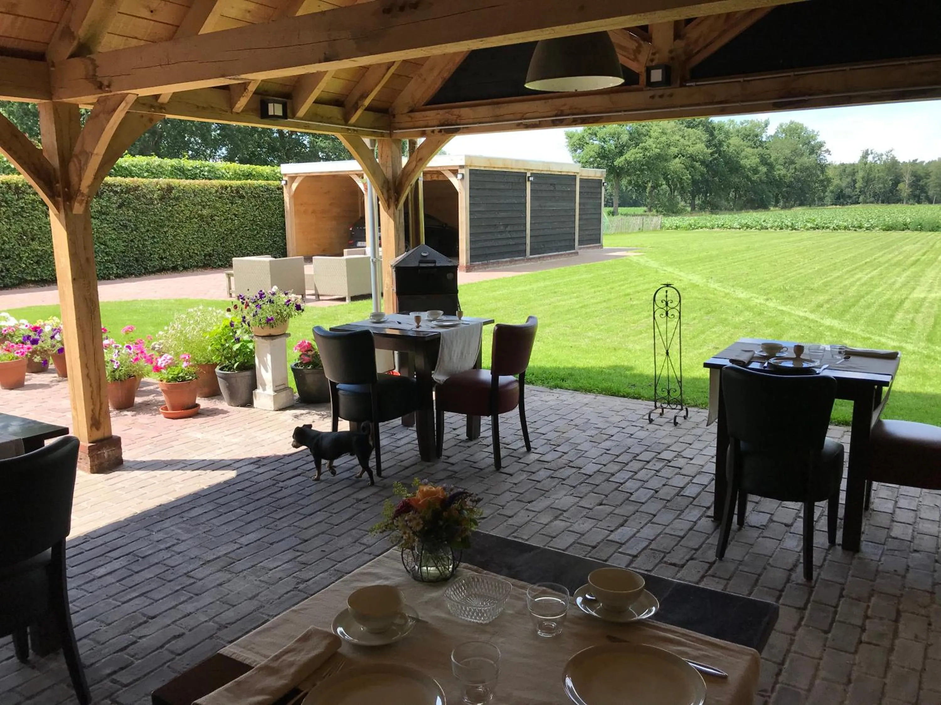 Garden in B&B 't Mjeels Pierke